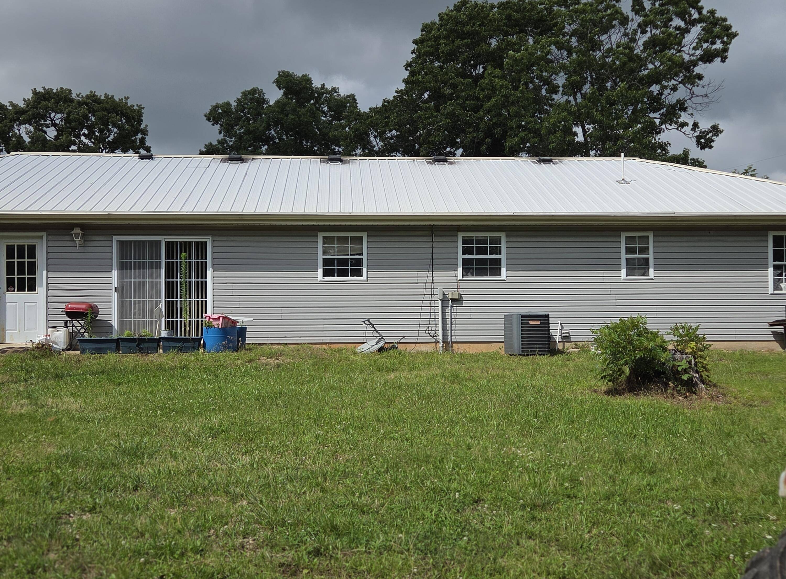 1306 State Highway 32, Long Lane, MO 65590