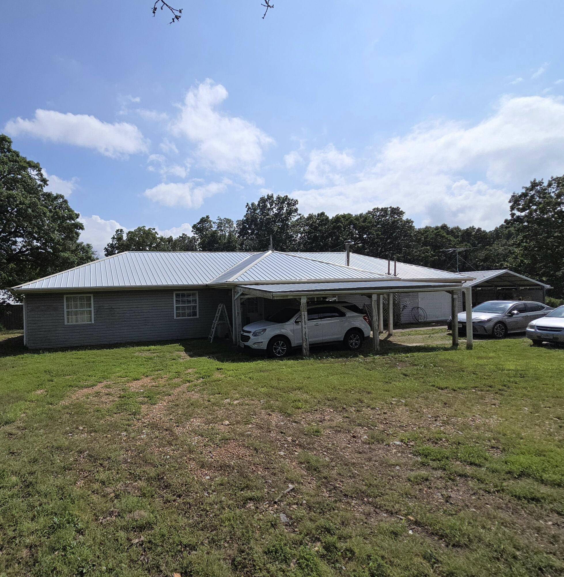 1306 State Highway 32, Long Lane, MO 65590