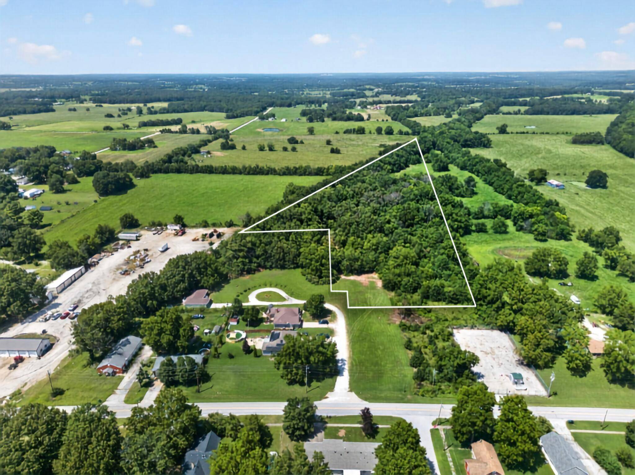 000 E Main East ST, Walnut Grove, MO 65770