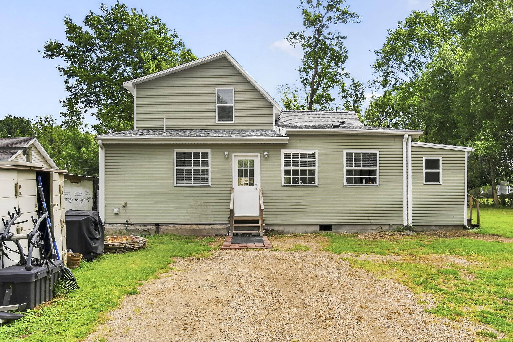 1911 N Benton AVE, Springfield, MO 65803