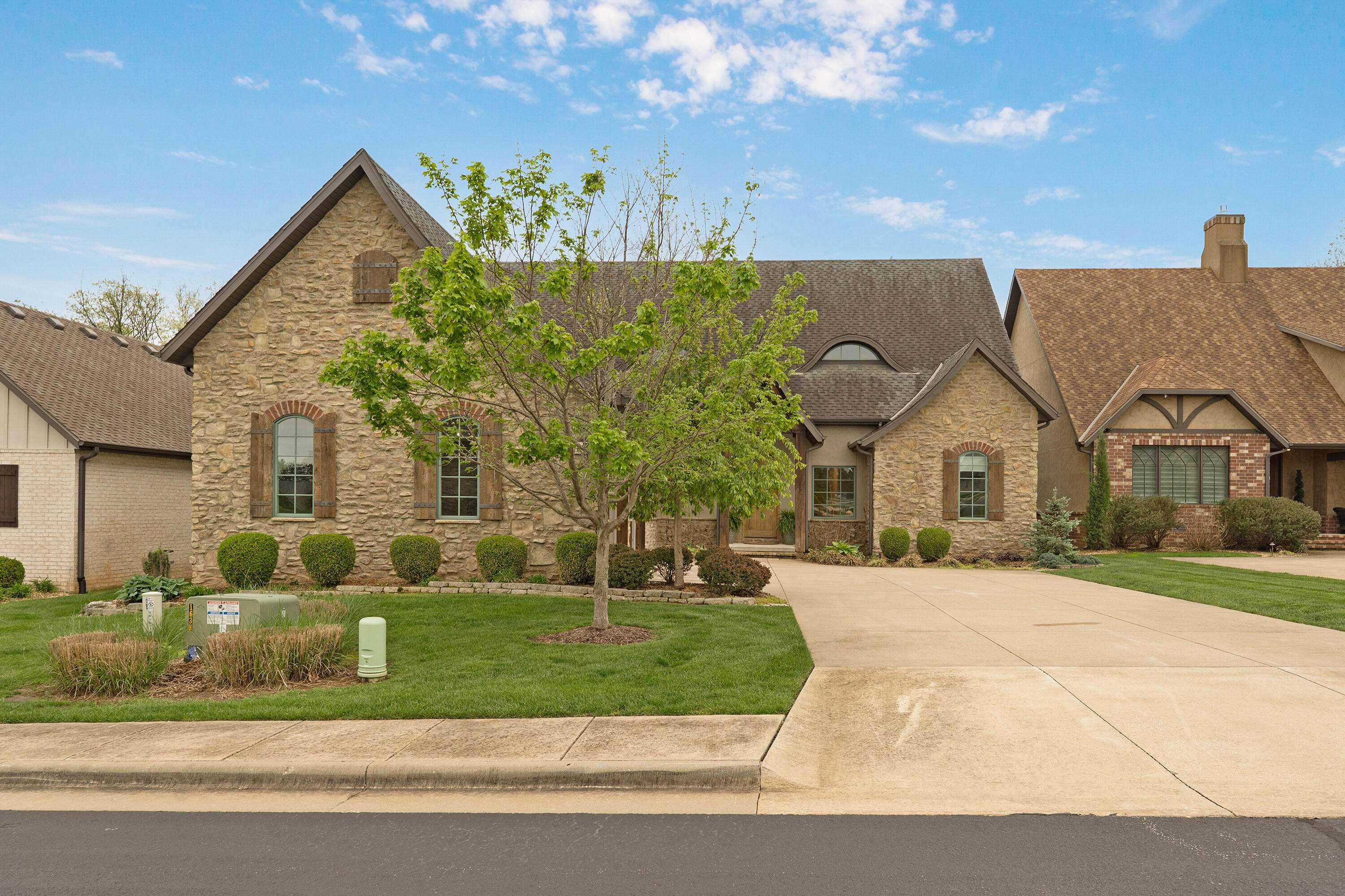 3810 E Cherry ST #Unit 18, Springfield, MO 65809