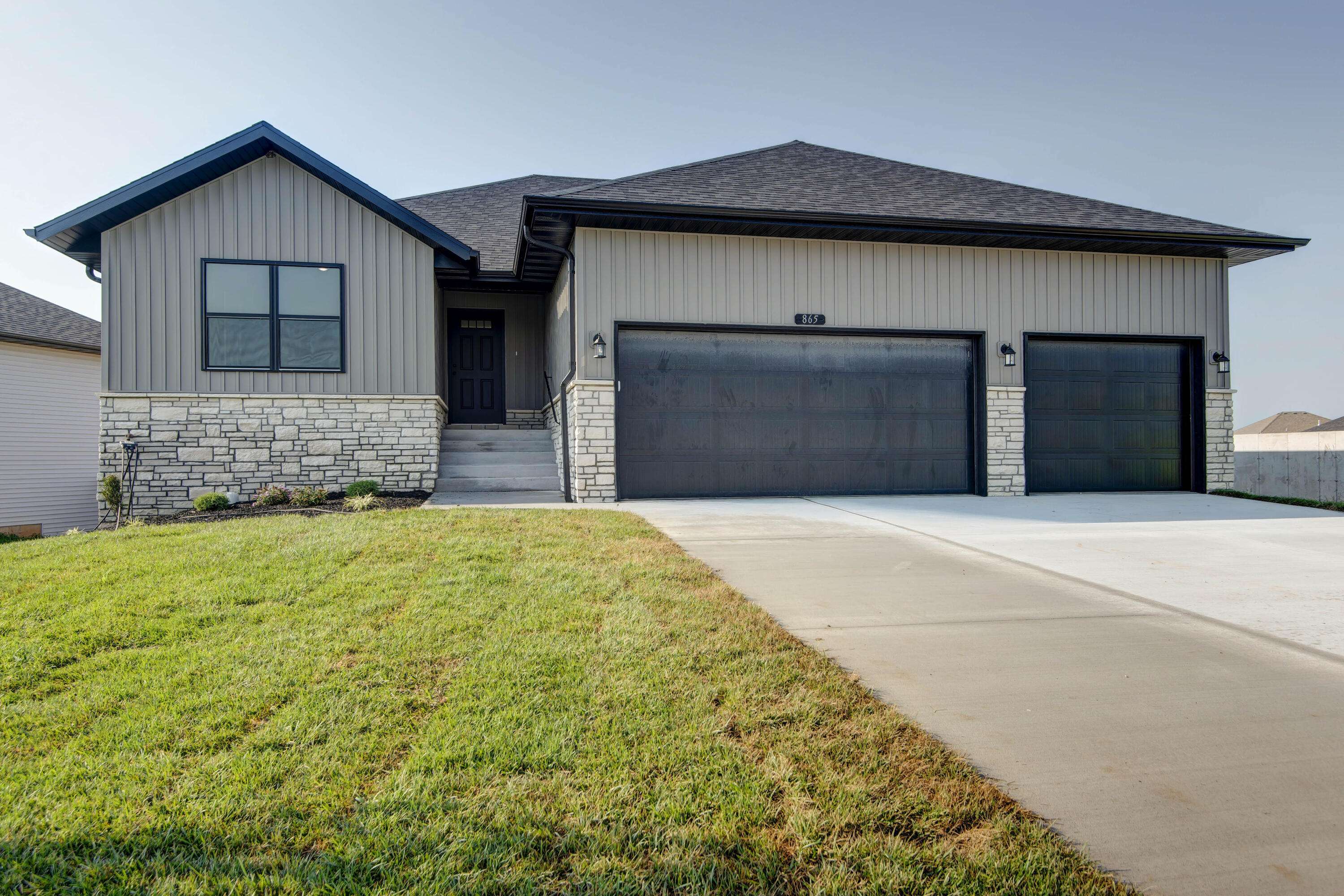 865 E Virginia LN #Lot 187, Nixa, MO 65714