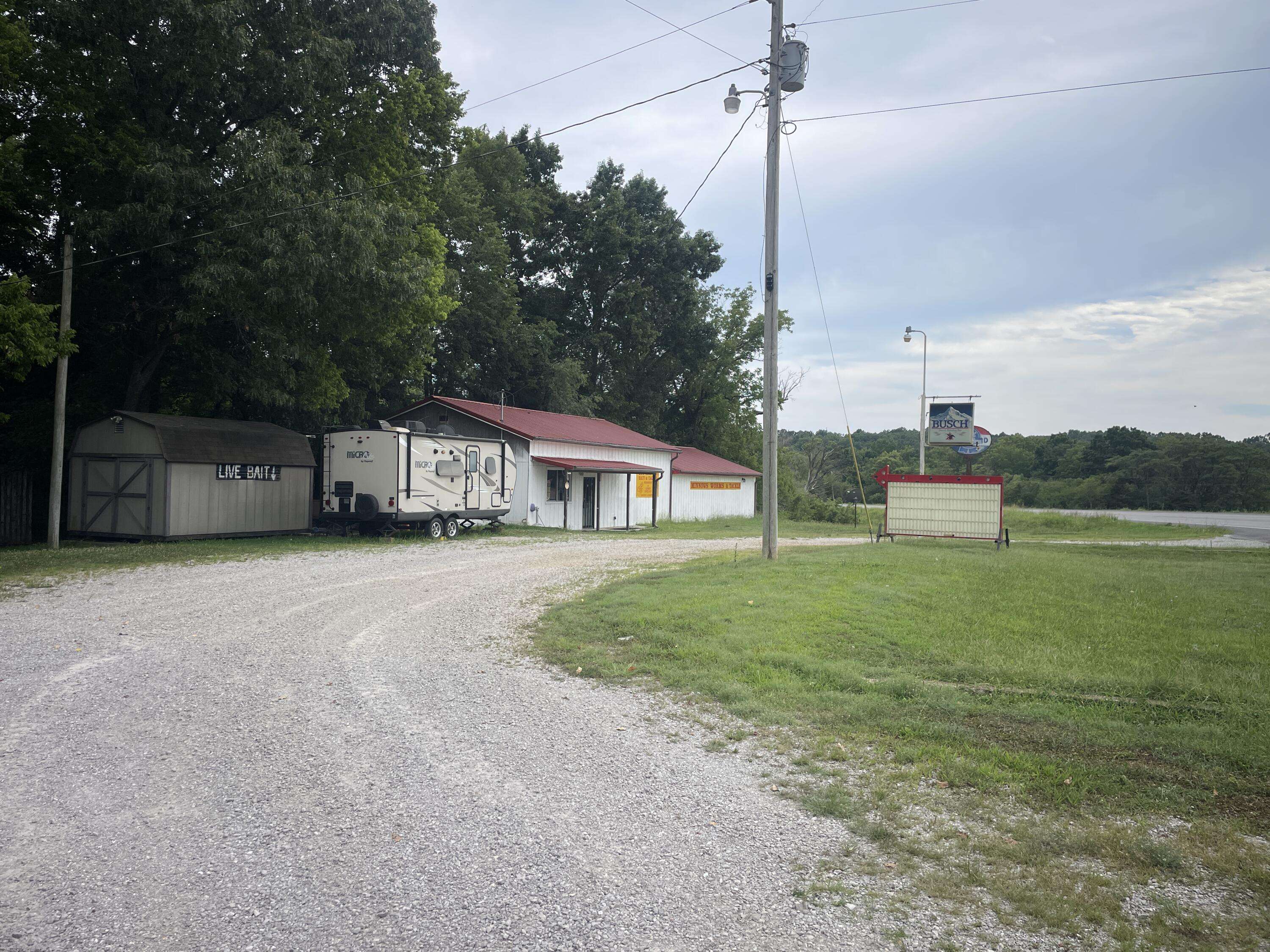 8348 State Highway 5, Ava, MO 65608