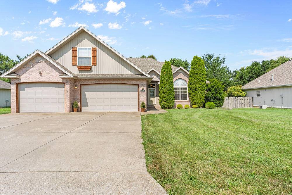 5305 N 11th AVE, Ozark, MO 65721