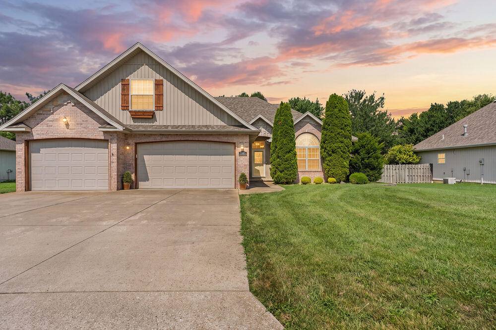 5305 N 11th AVE, Ozark, MO 65721