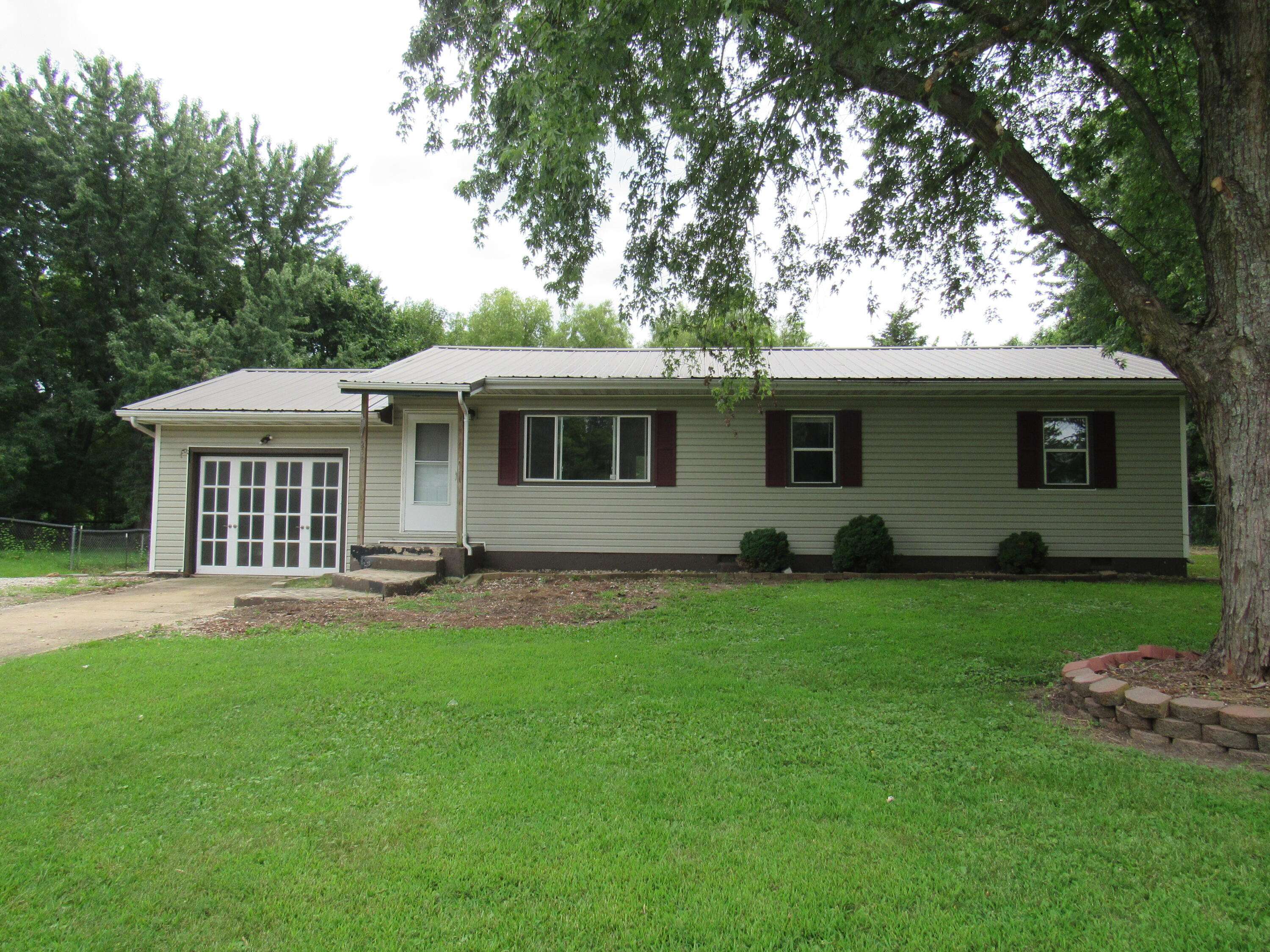 238 Wilson Way, Marshfield, MO 65706