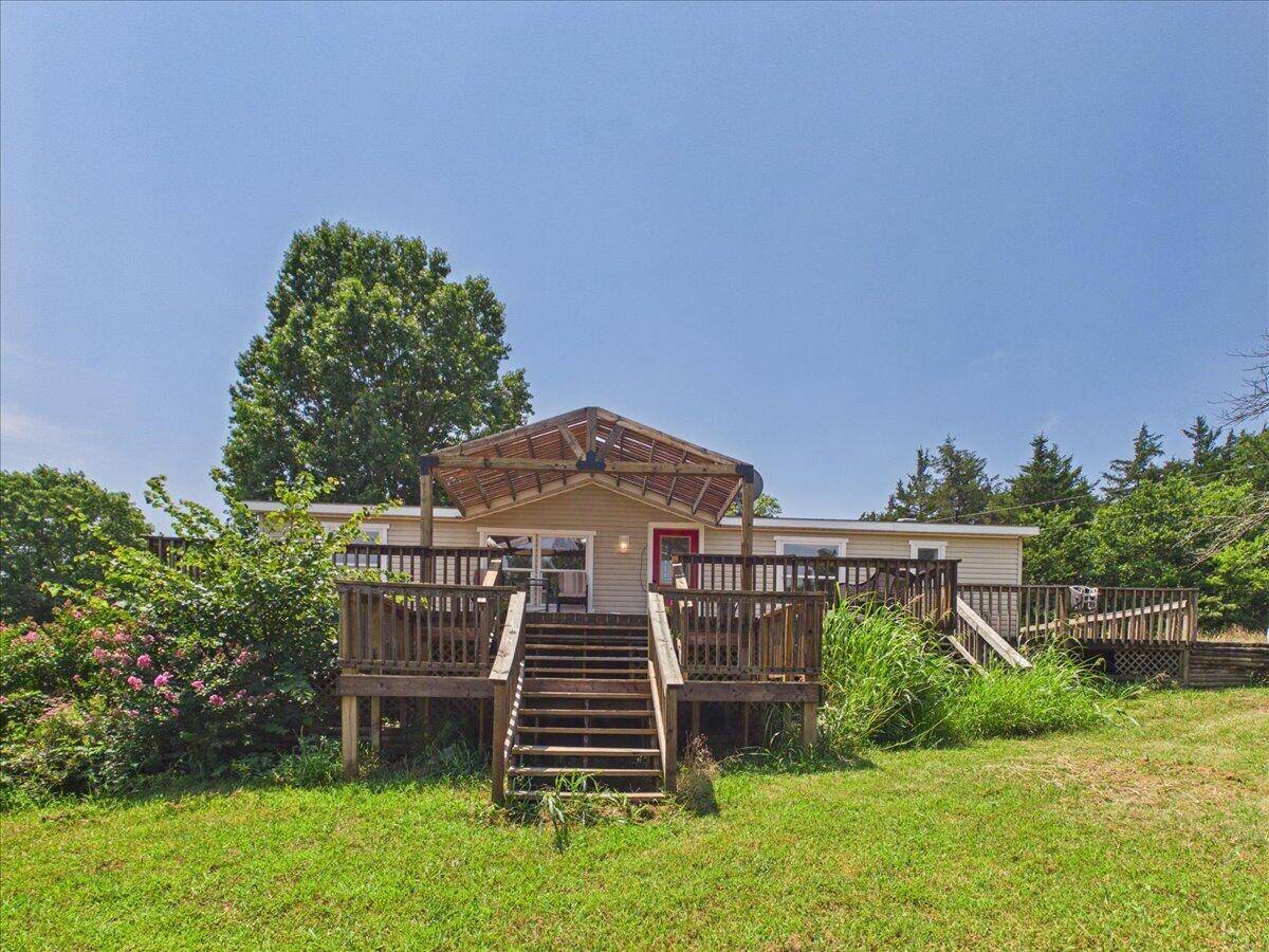 19694 County Road 258, Wheatland, MO 65779