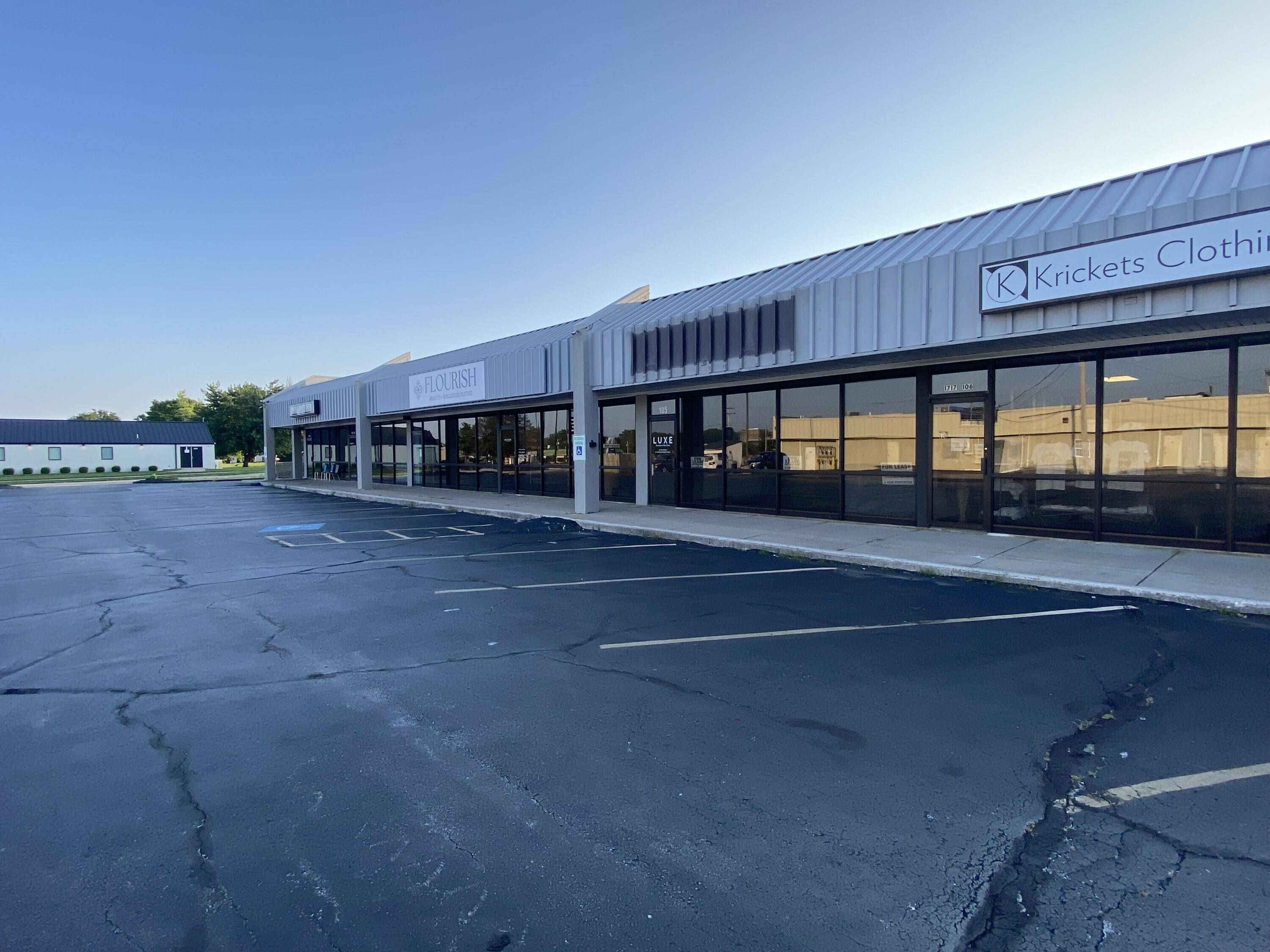 1717 E Cherokee ST #105, Springfield, MO 65804