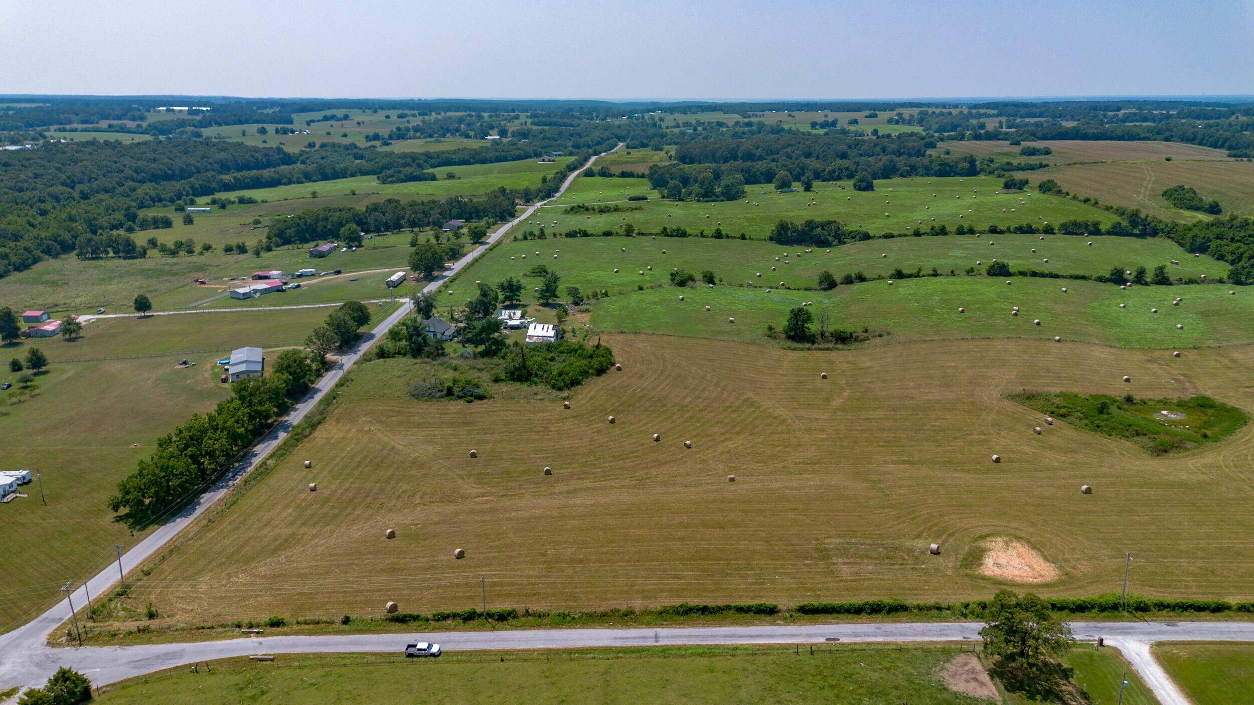 000 Farm Rd 2000, Verona, MO 65769