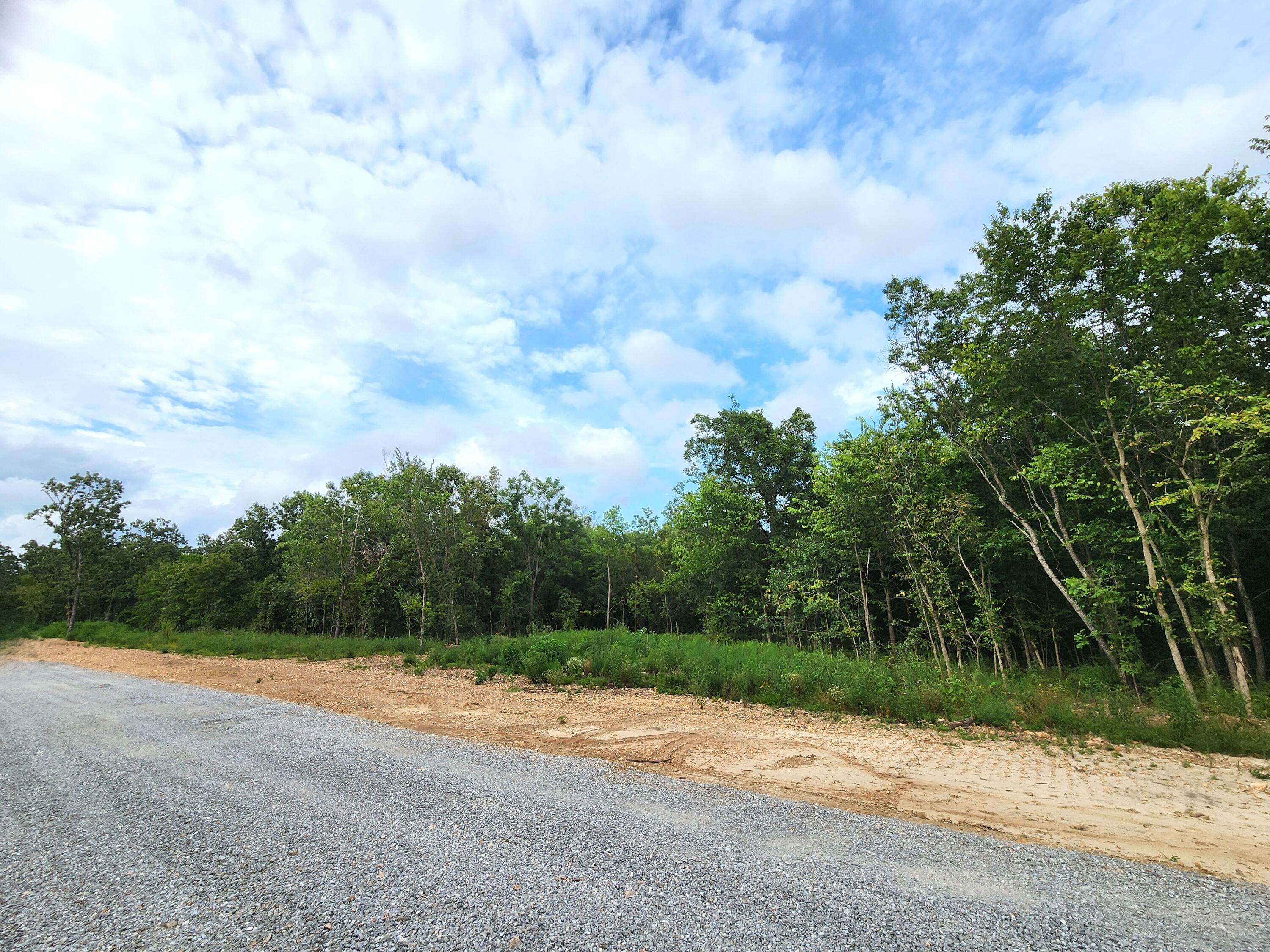 2061 Jericho LN, Joplin, MO 64804