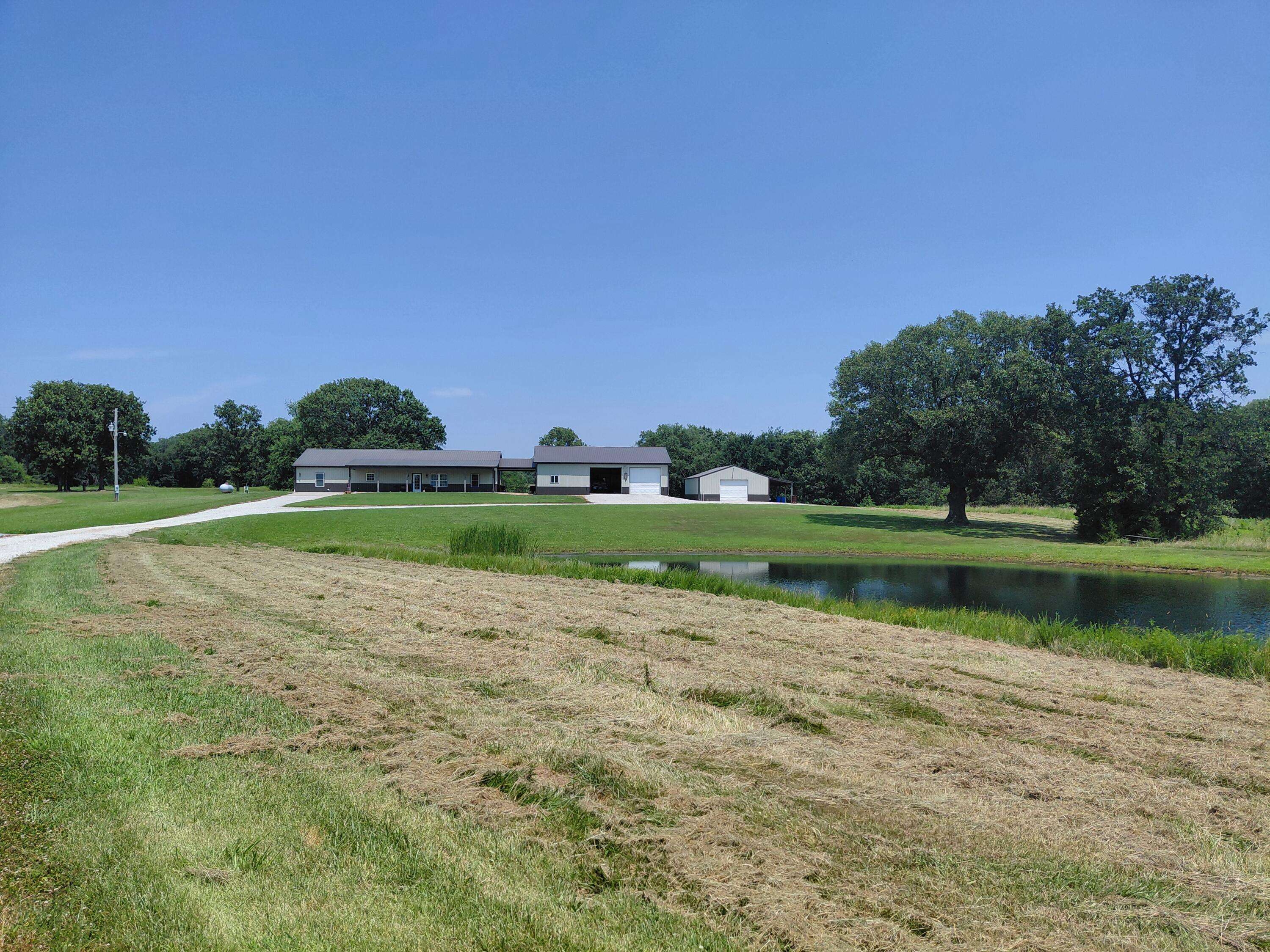 5565 State Hwy B, Appleton City, MO 64724