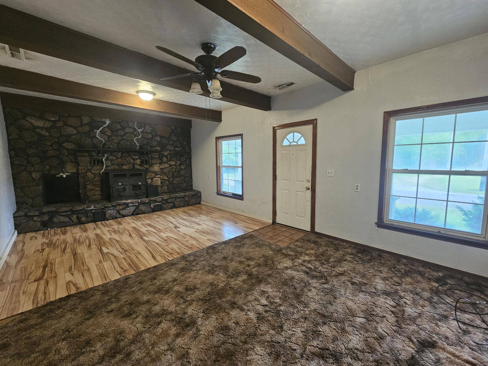 705 N Washam ST, Miller, MO 65707