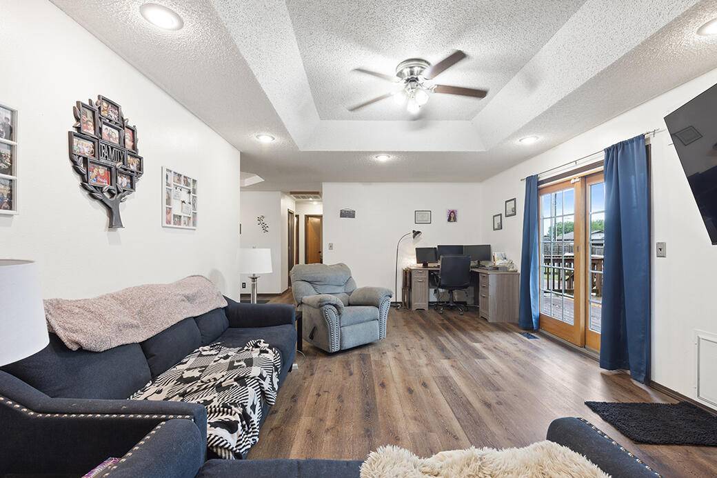 1418 Marzelle CT, Joplin, MO 64801
