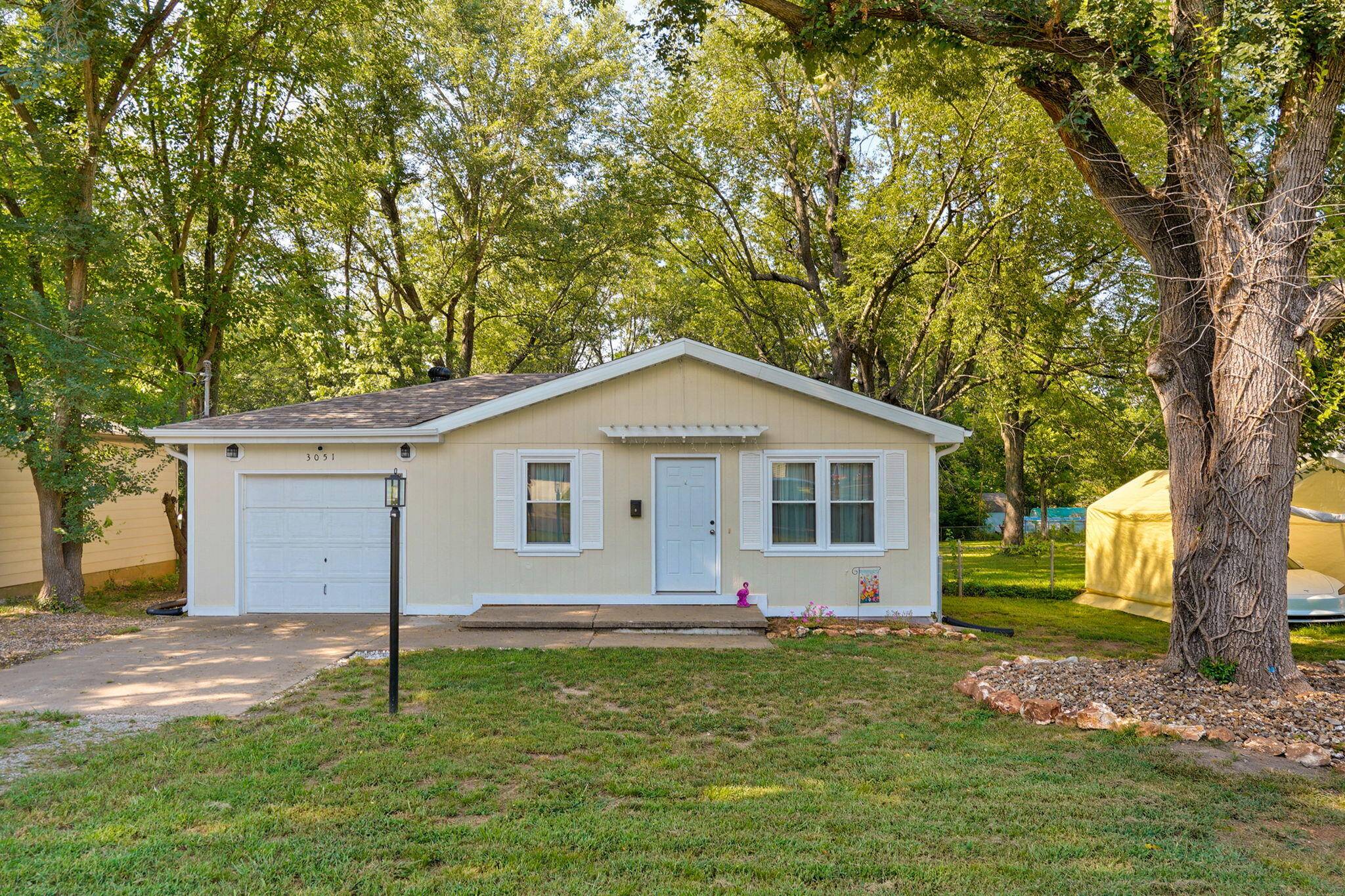 3051 W Harrison ST, Springfield, MO 65802