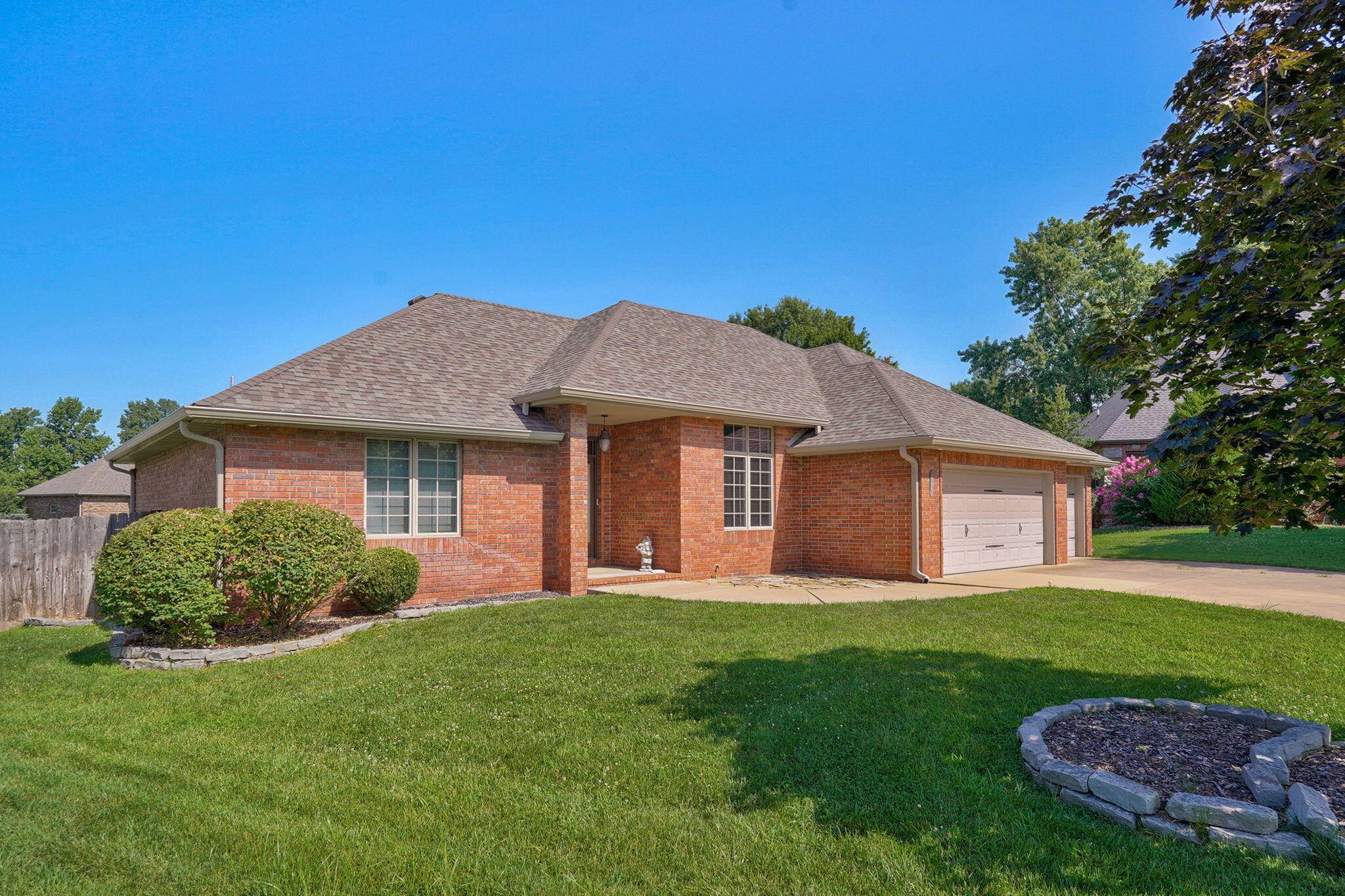 4855 S Blakey CT, Springfield, MO 65810