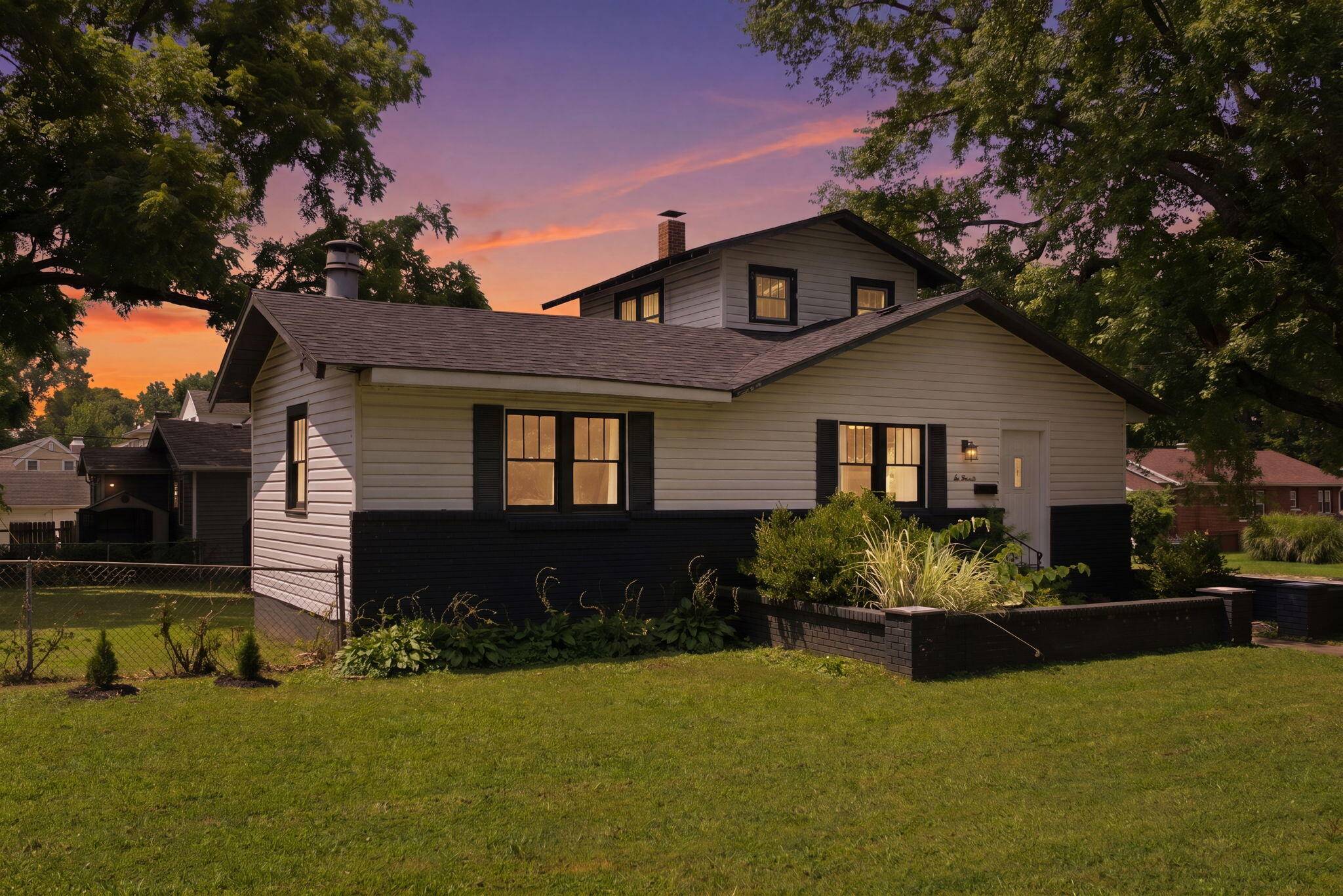 600 E Cozy ST, Springfield, MO 65807