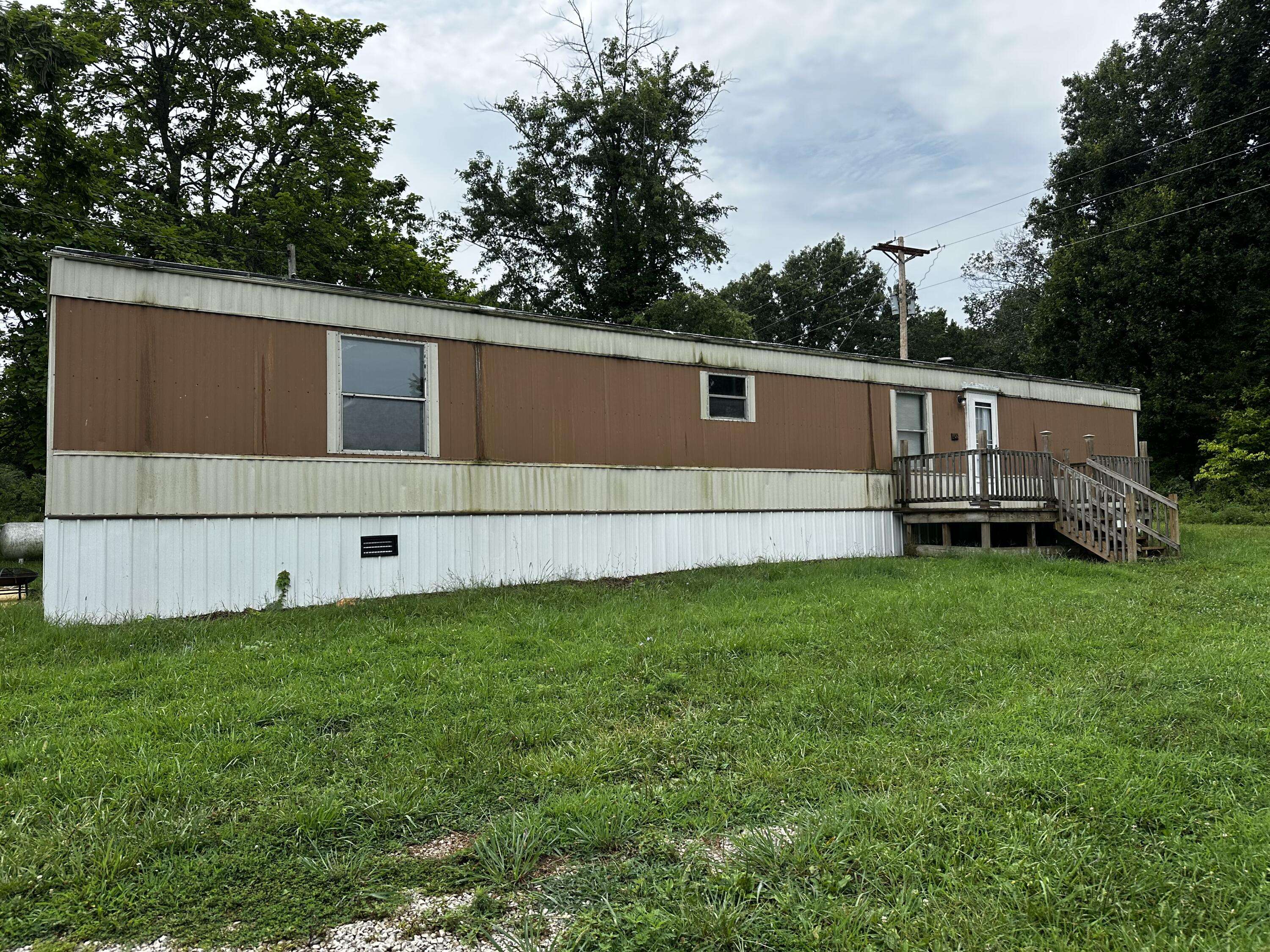 462 Fillmer AVE, Niangua, MO 65713