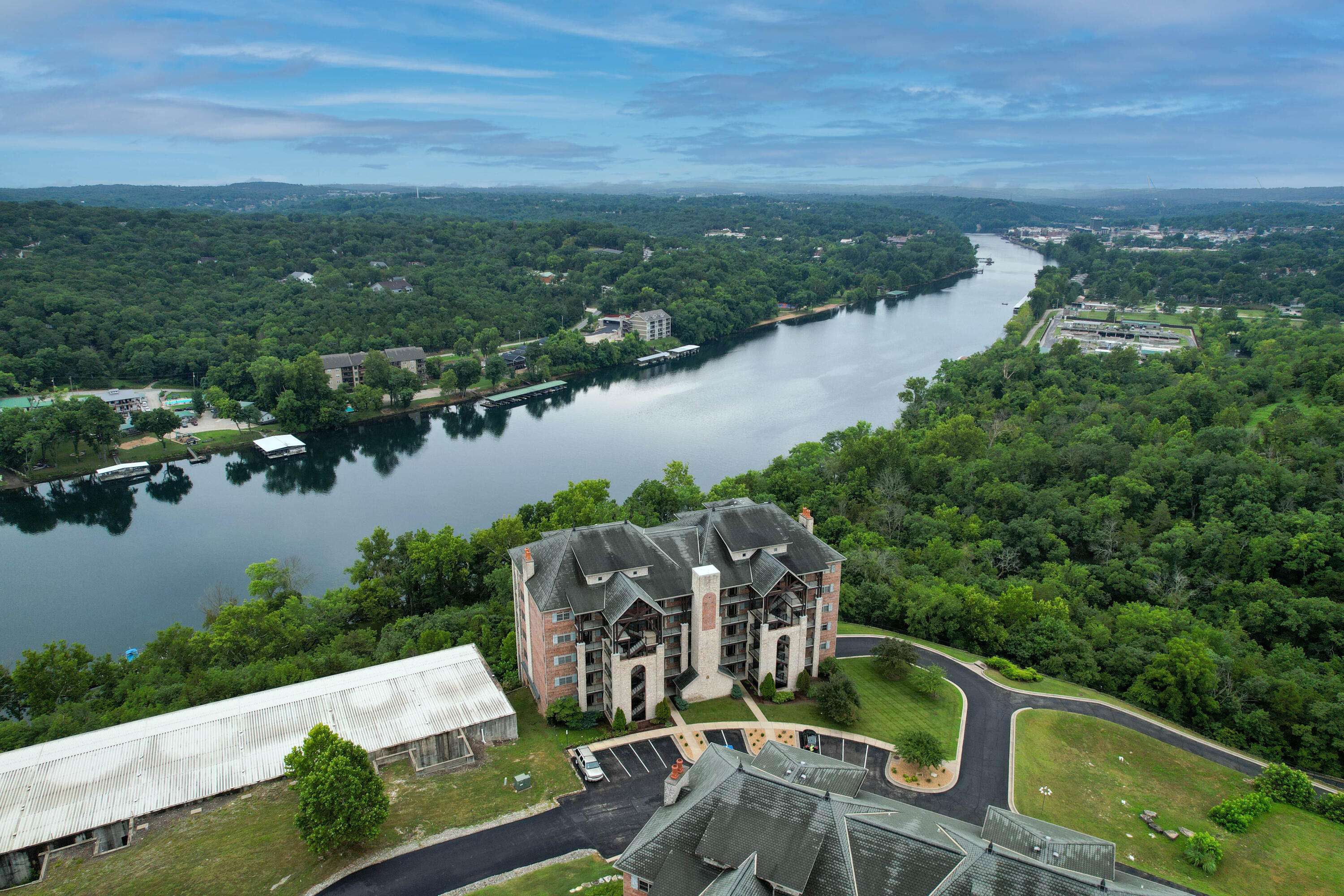 3103 Riverstone DR, Branson, MO 65616