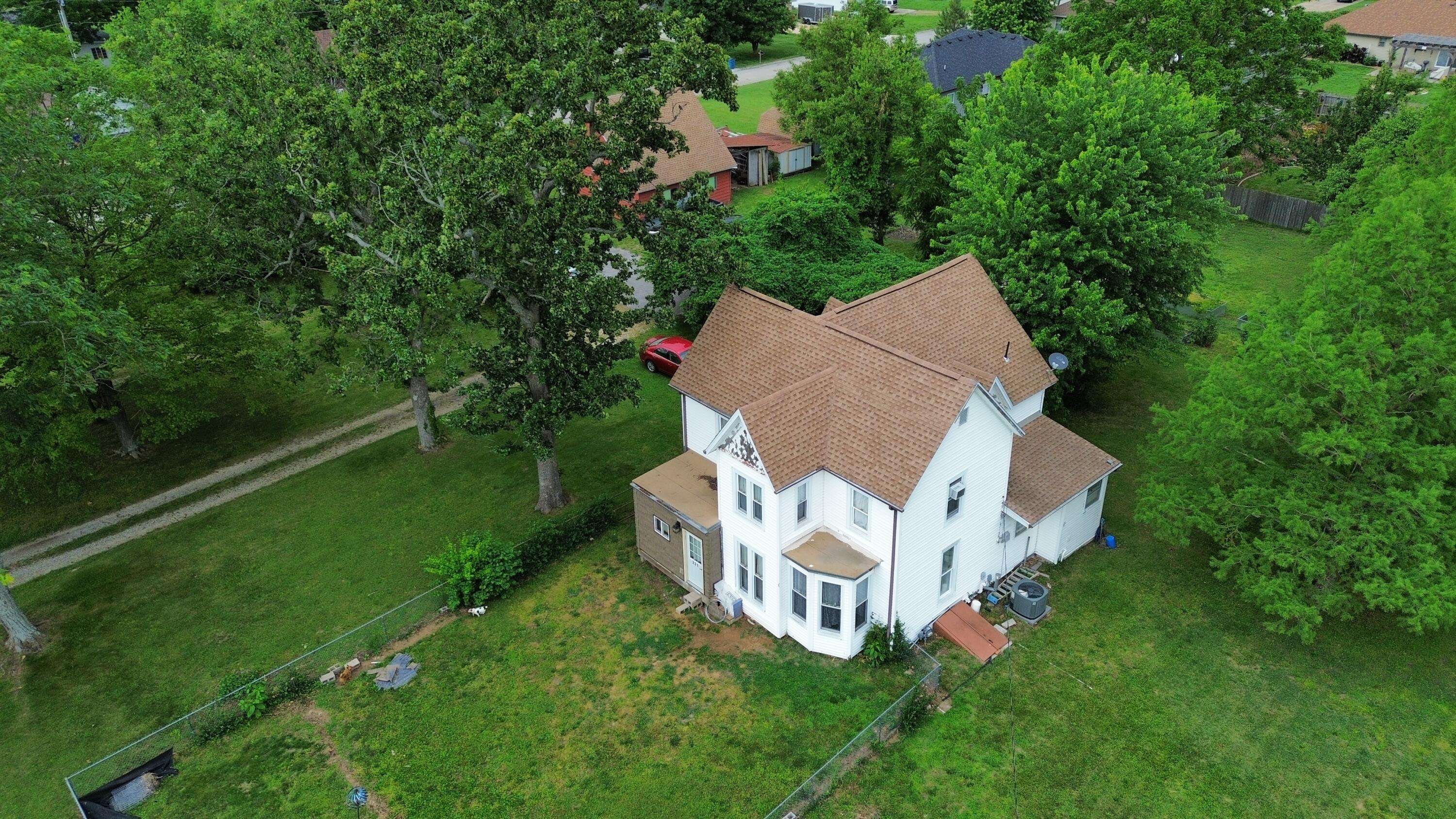 231 E Terrill Creek RD, Billings, MO 65610