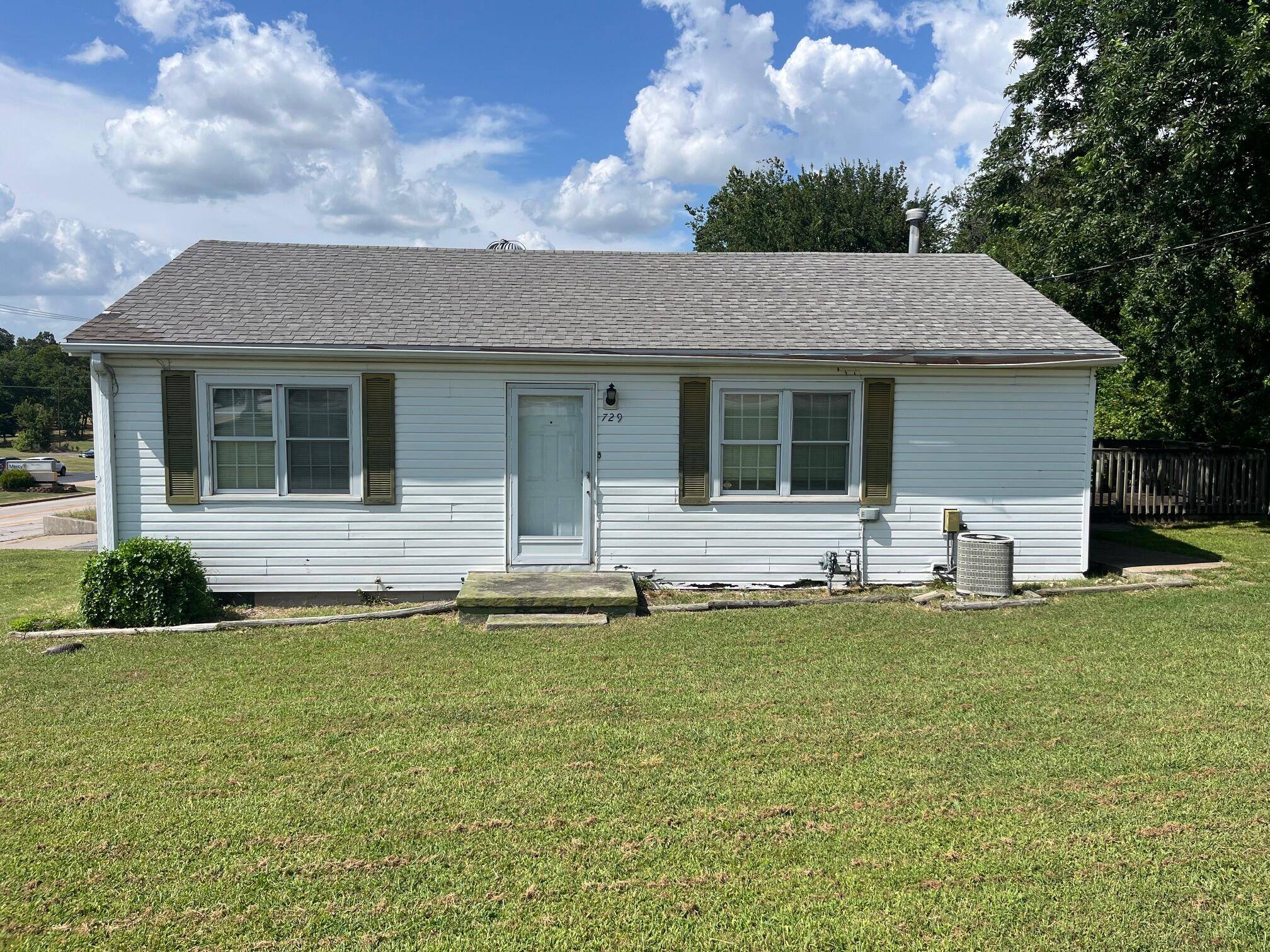 729 W 32nd ST, Joplin, MO 64804