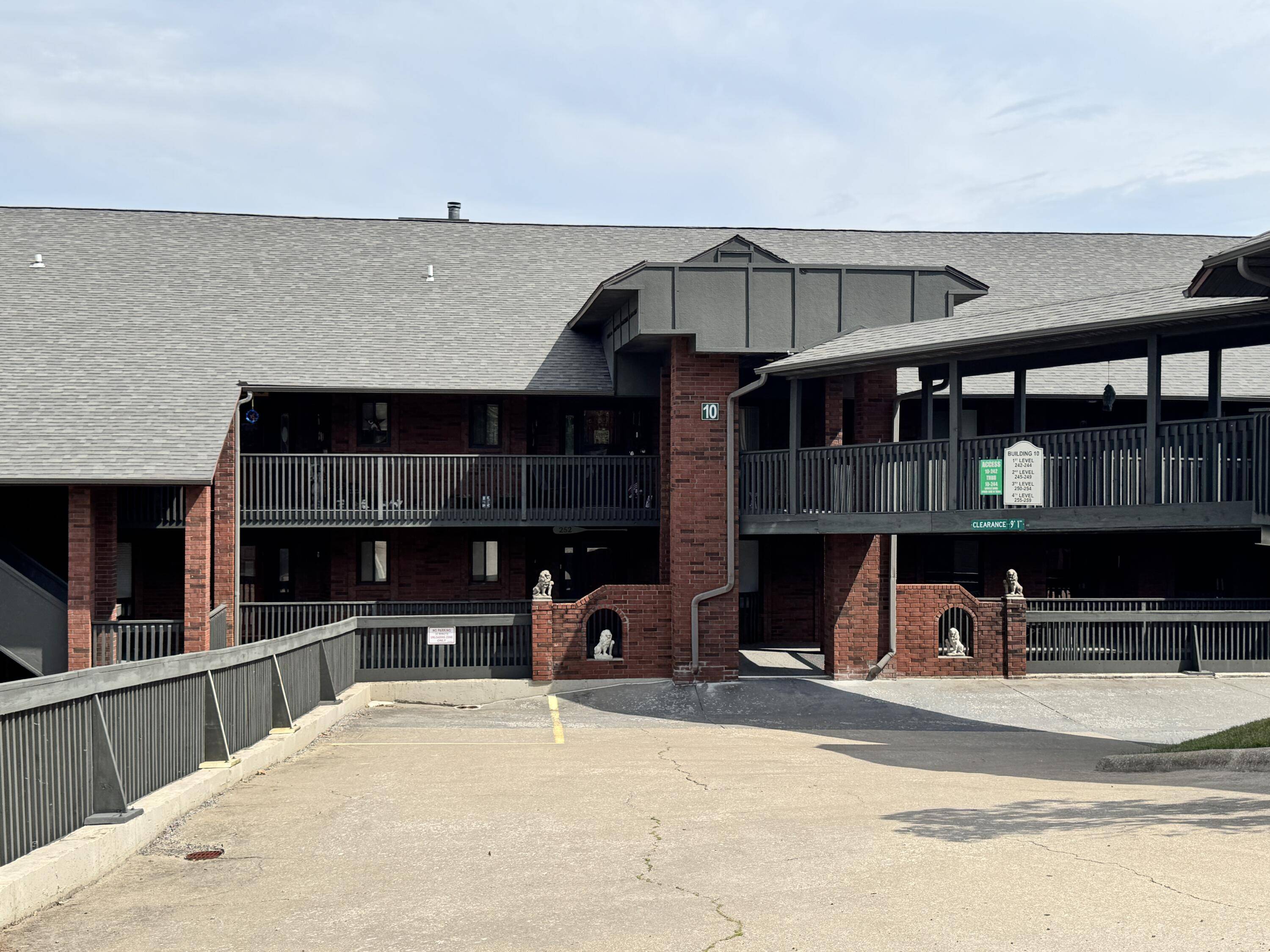 150 Sunken Forest DR ## 252, Forsyth, MO 65653