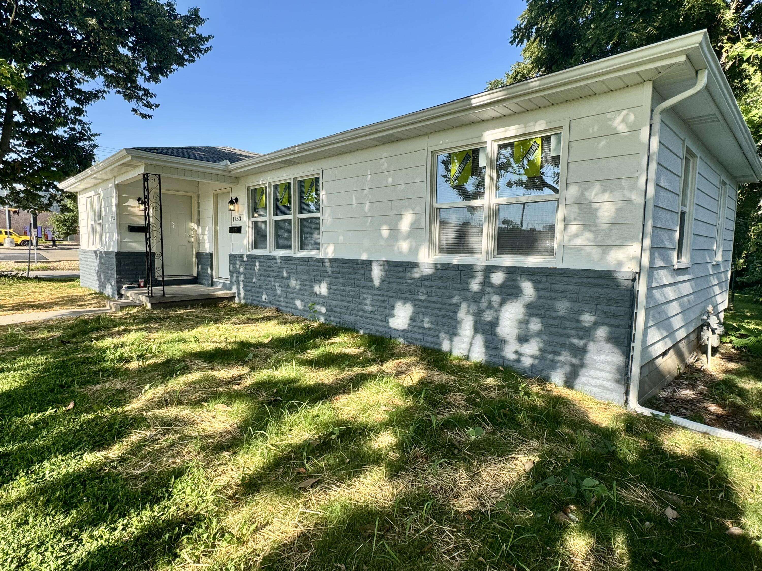 1753-1755 S Montebello AVE, Springfield, MO 65807