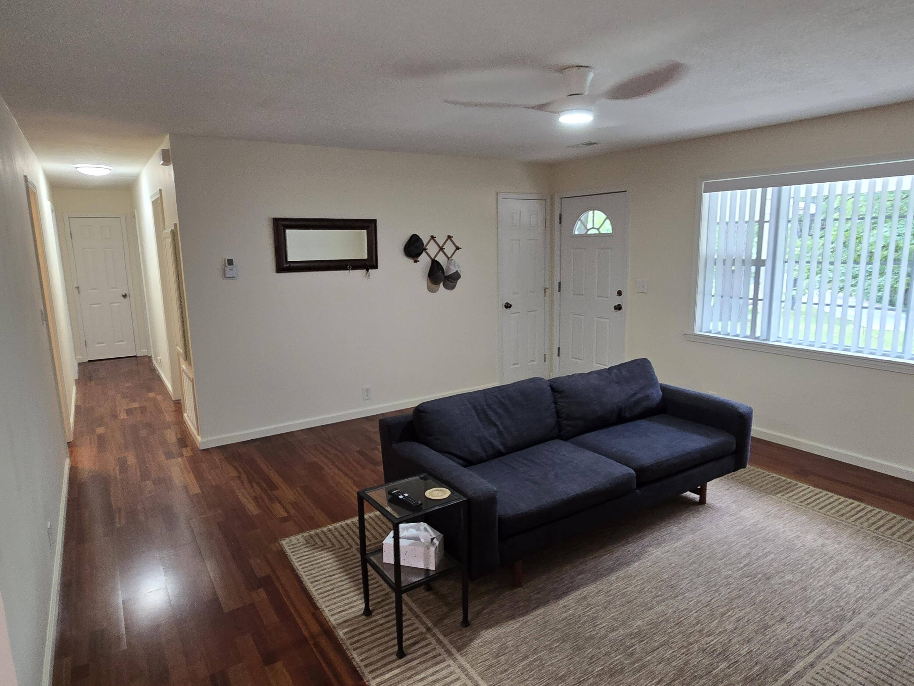 101 Red Oak LOOP, Carl Junction, MO 64834