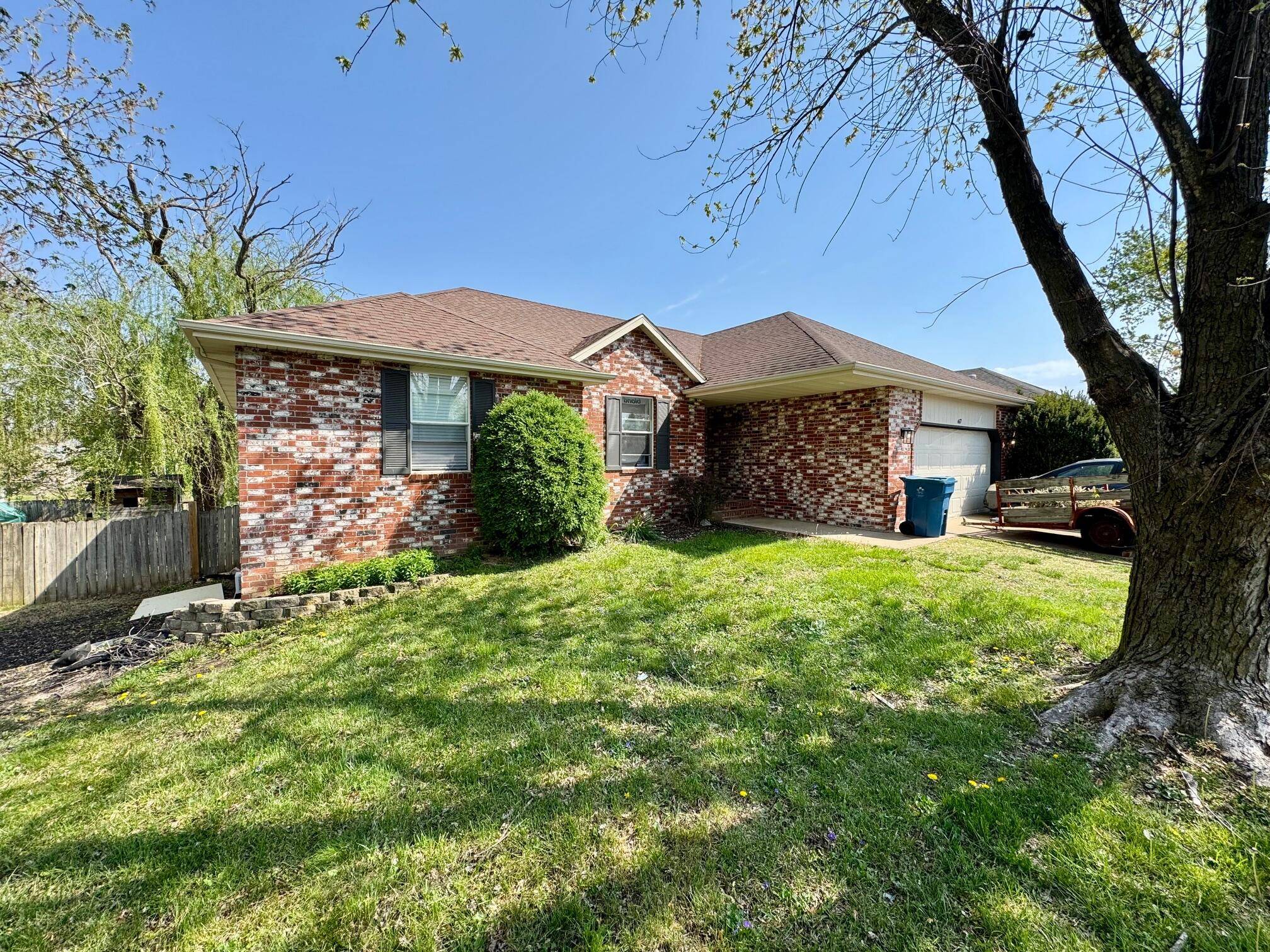 617 E Southeast Hills CT, Nixa, MO 65714