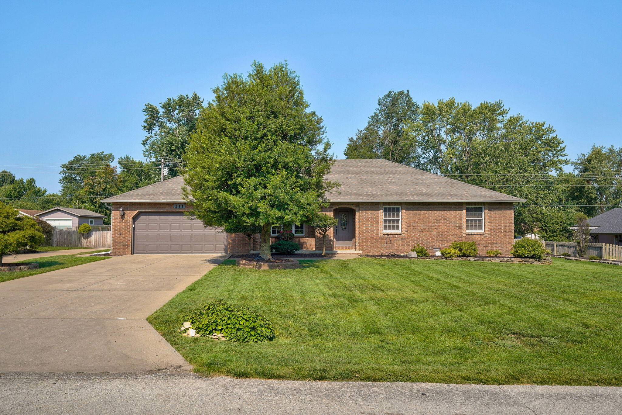 311 N Estes ST, Nixa, MO 65714