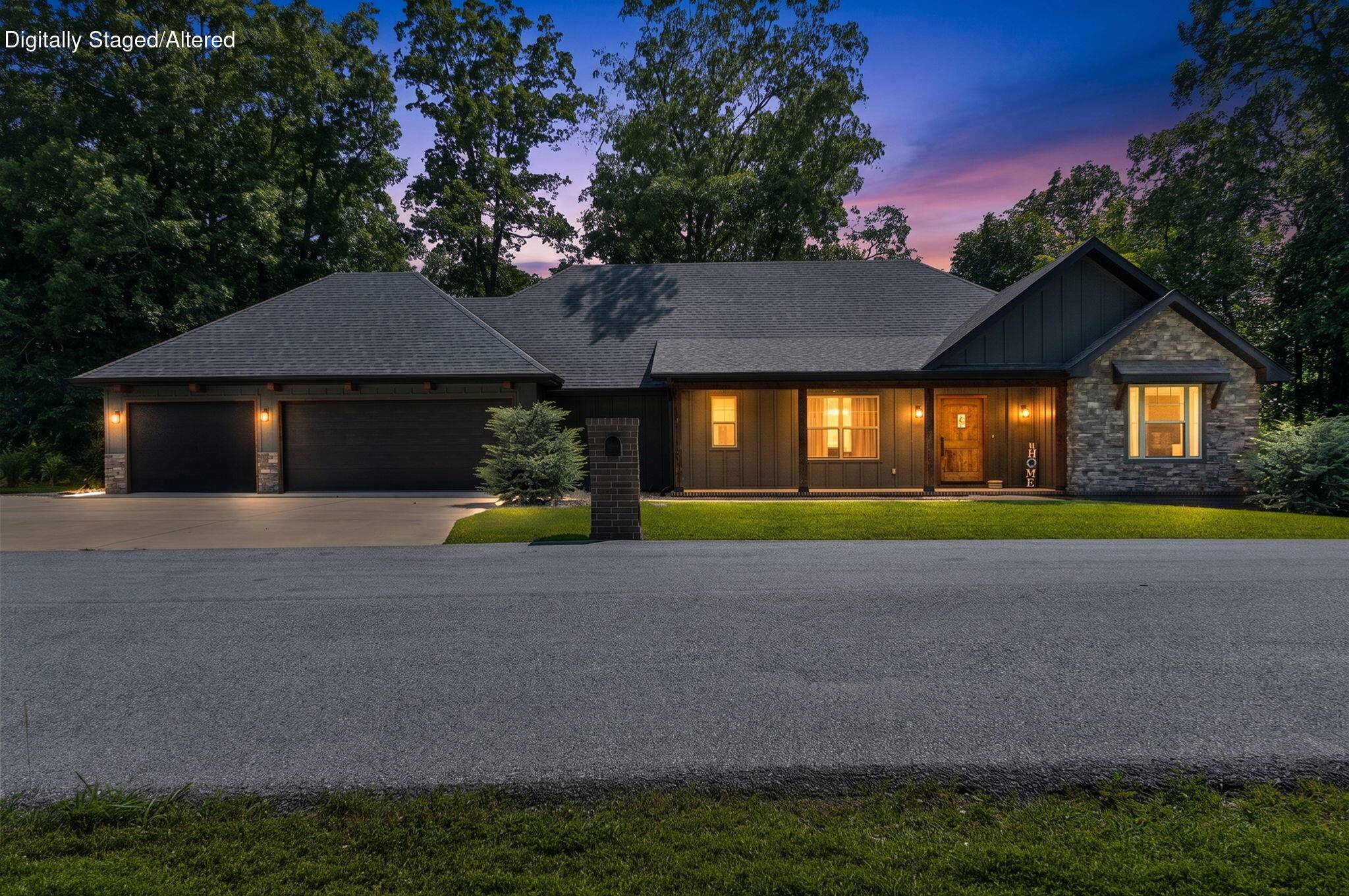 1800 Yoachum DR, Nixa, MO 65714