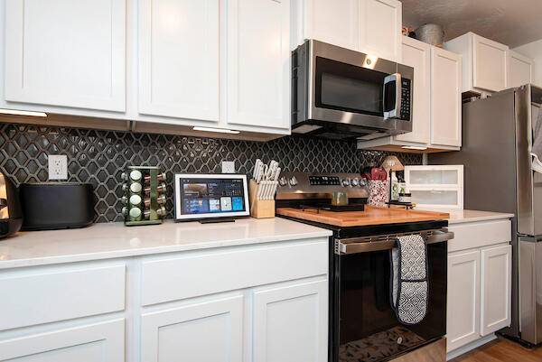 797 Hoffman Hills BLVD, Willard, MO 65781