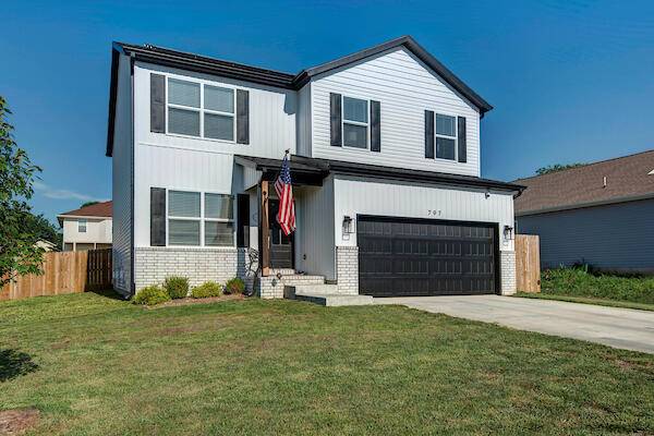 797 Hoffman Hills BLVD, Willard, MO 65781