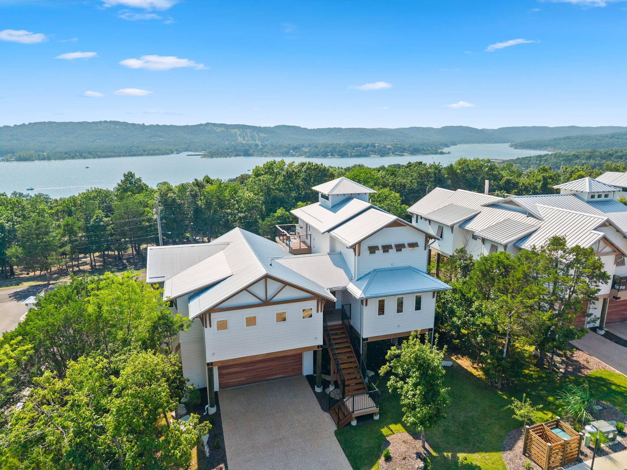 55 Sunset View CIR, Branson, MO 65616