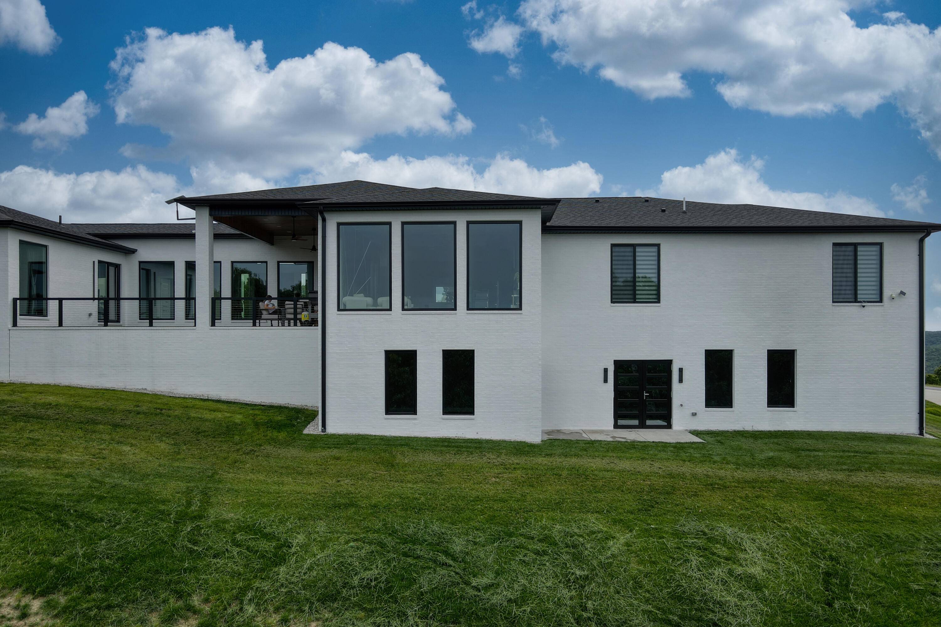 391 Sunset DR, Saddlebrooke, MO 65630