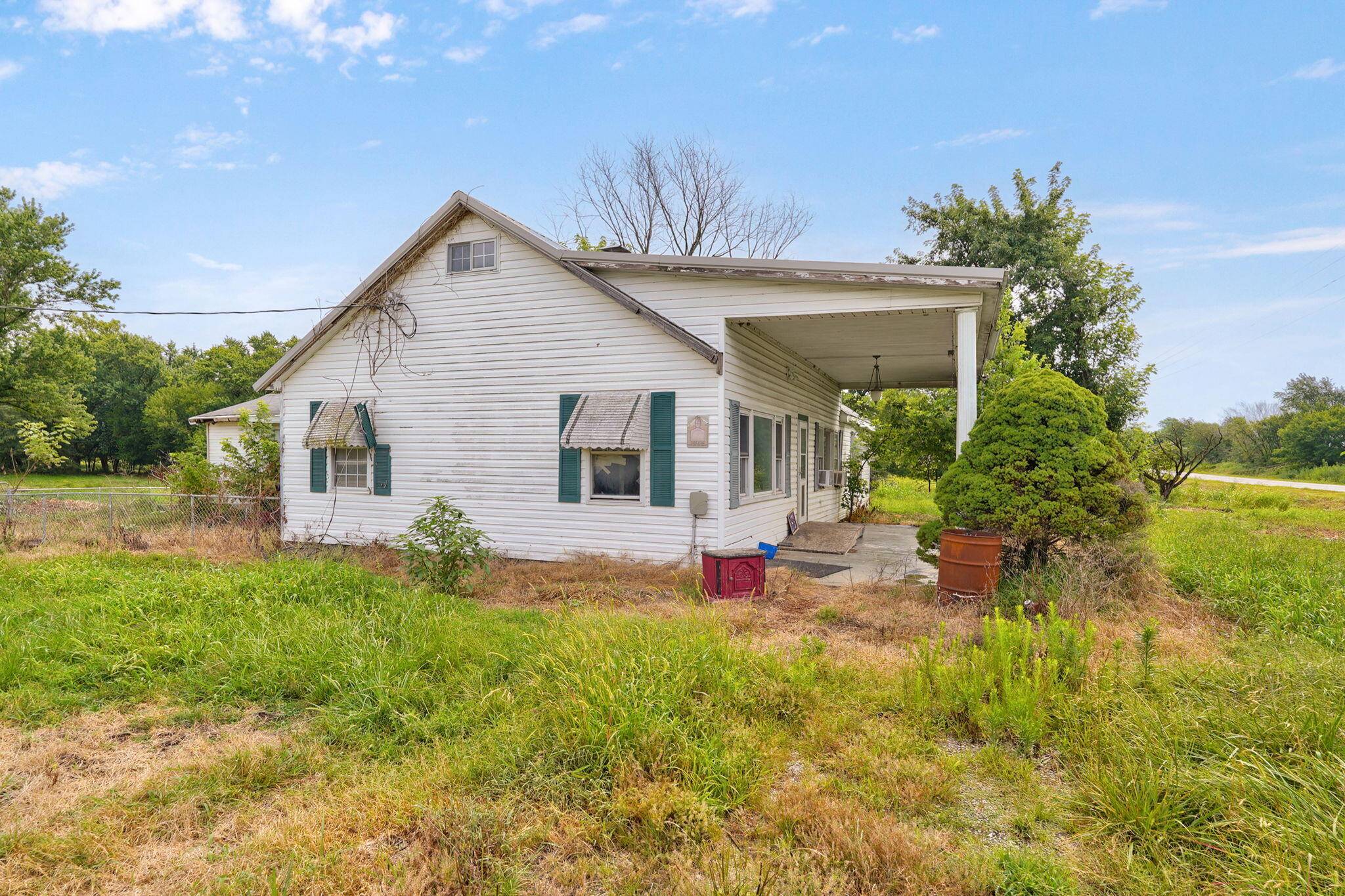 13440 State Highway 96, Miller, MO 65707