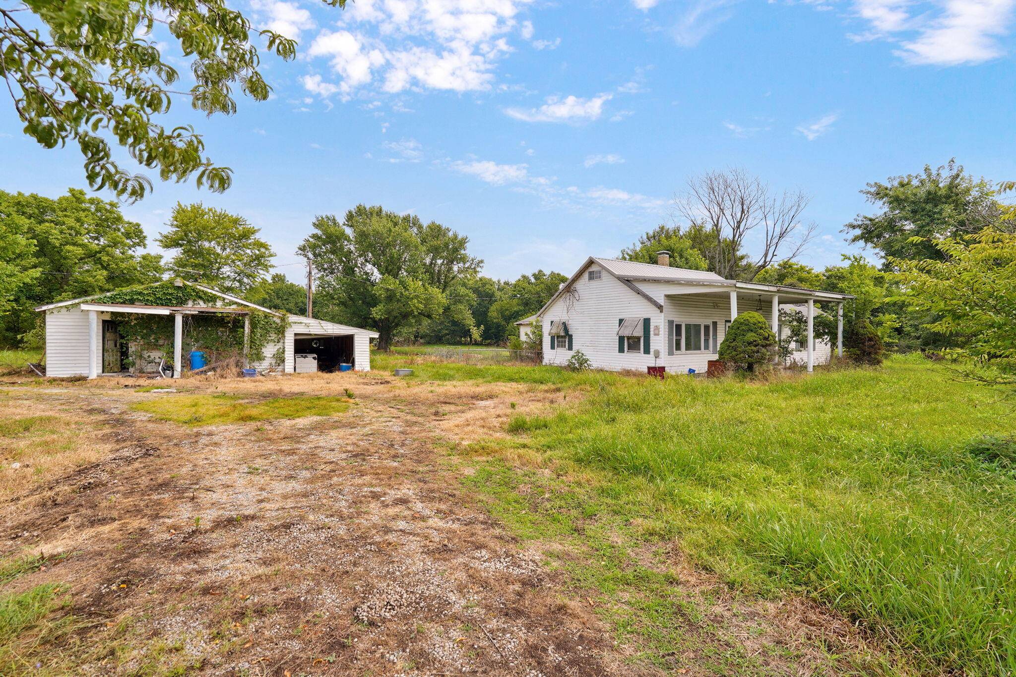 13440 State Highway 96, Miller, MO 65707
