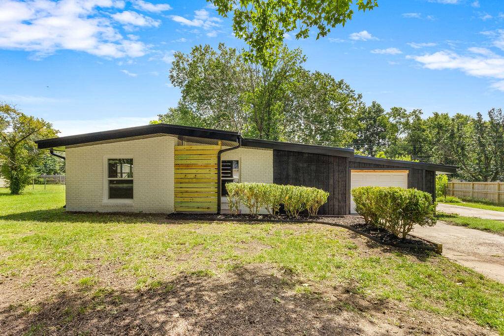 230 N Blair ST, Marshfield, MO 65706
