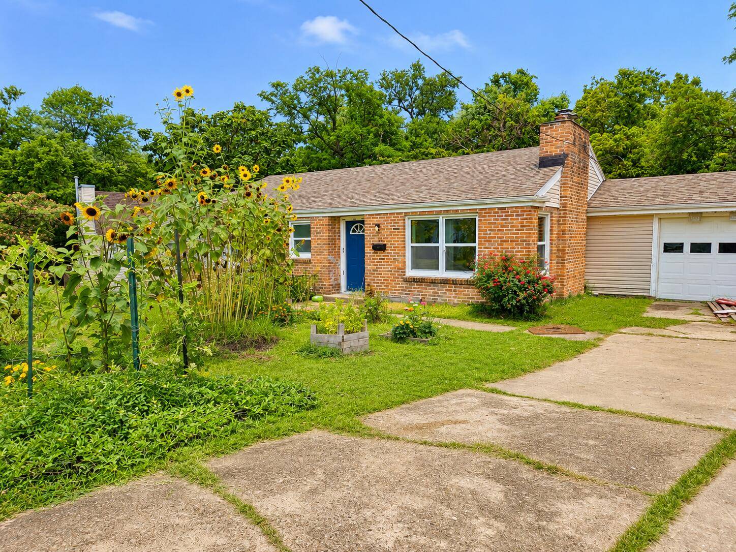 111 E Austin ST, Bolivar, MO 65613