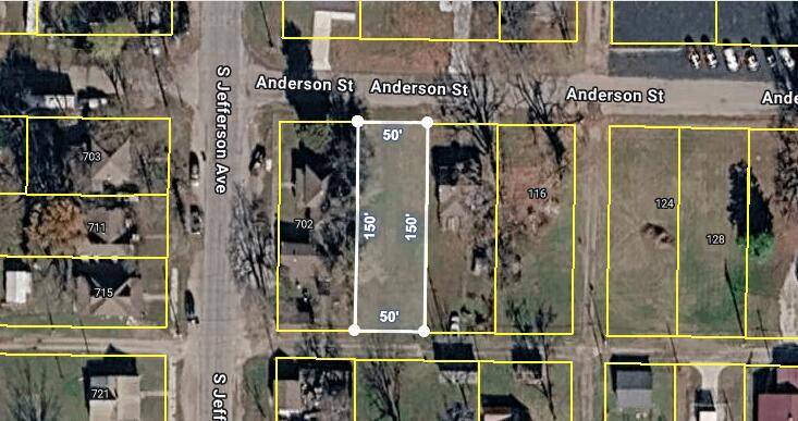 106 Anderson ST, Aurora, MO 65605