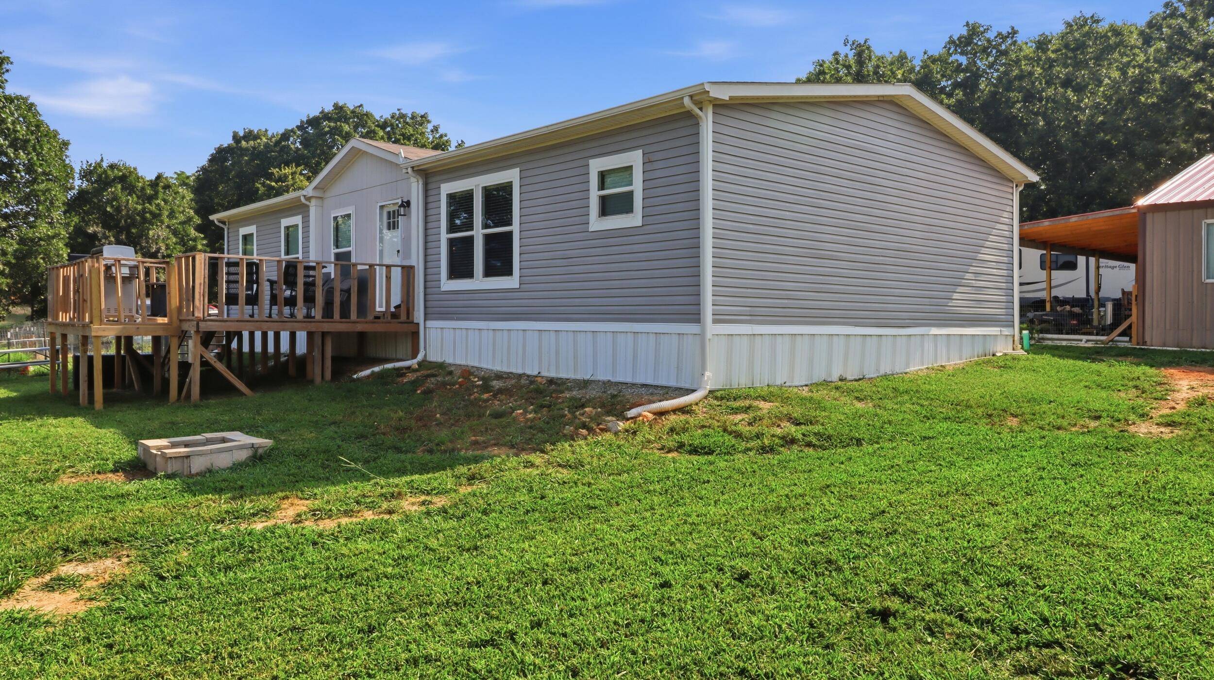 9617 County Road 2680, Mountain View, MO 65548