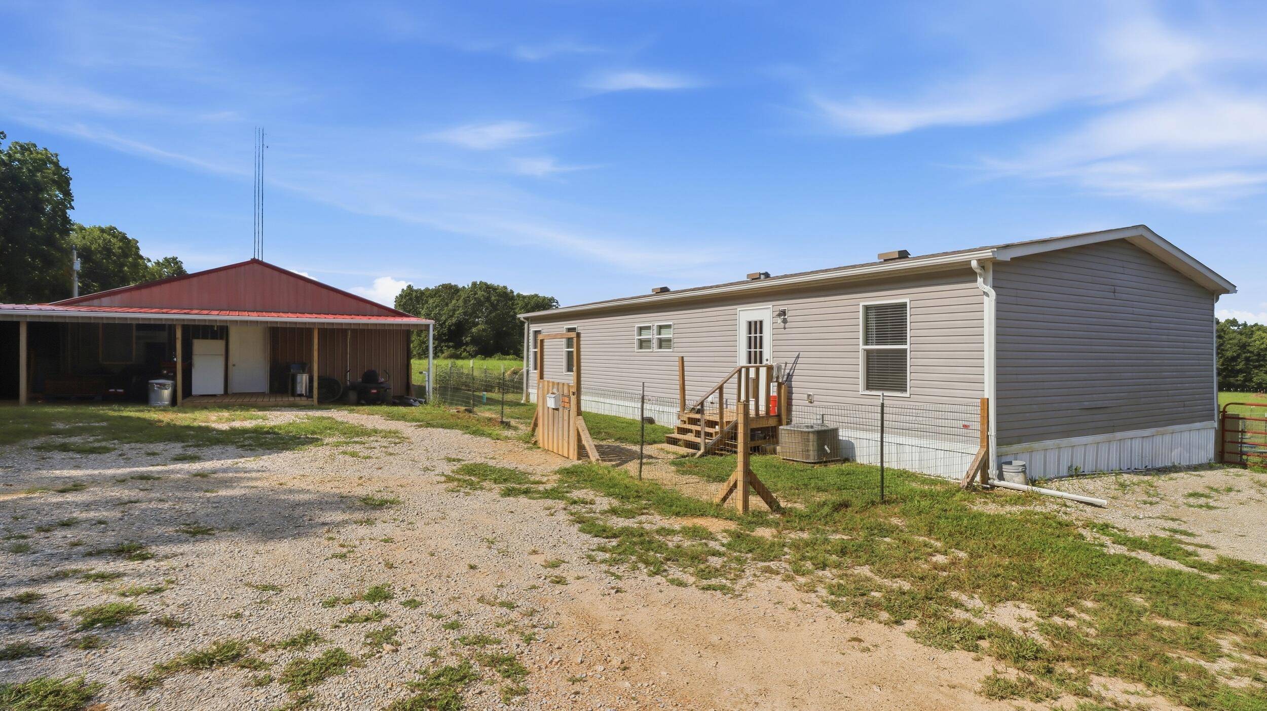9617 County Road 2680, Mountain View, MO 65548