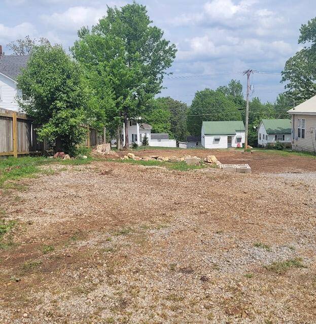 208 S 6th ST, Thayer, MO 65791