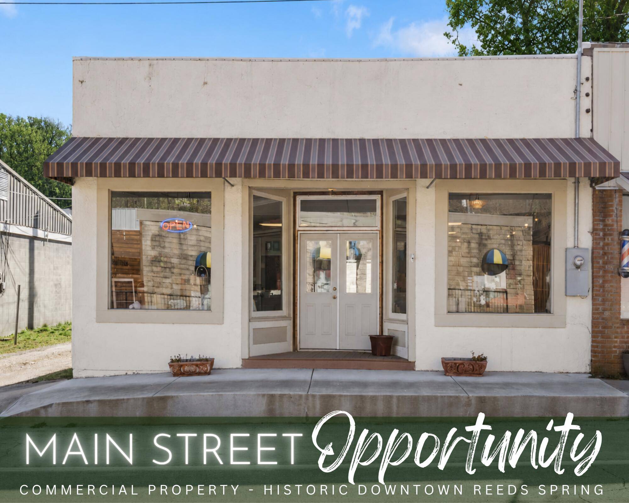 22186 Main ST, Reeds Spring, MO 65737