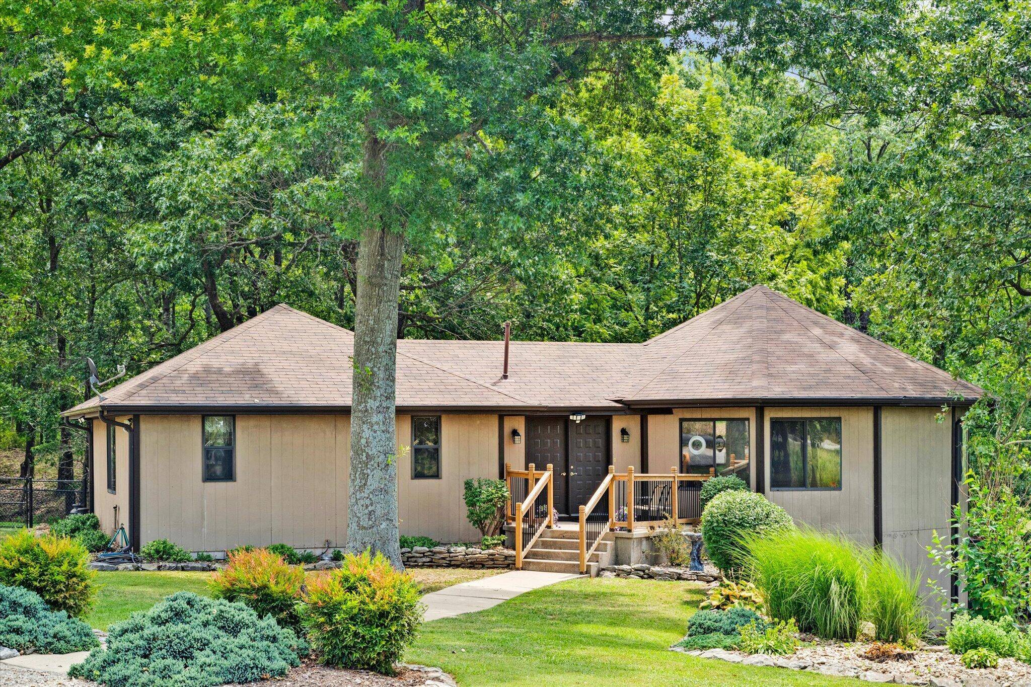 218 Reno Hollow RD, Spokane, MO 65754