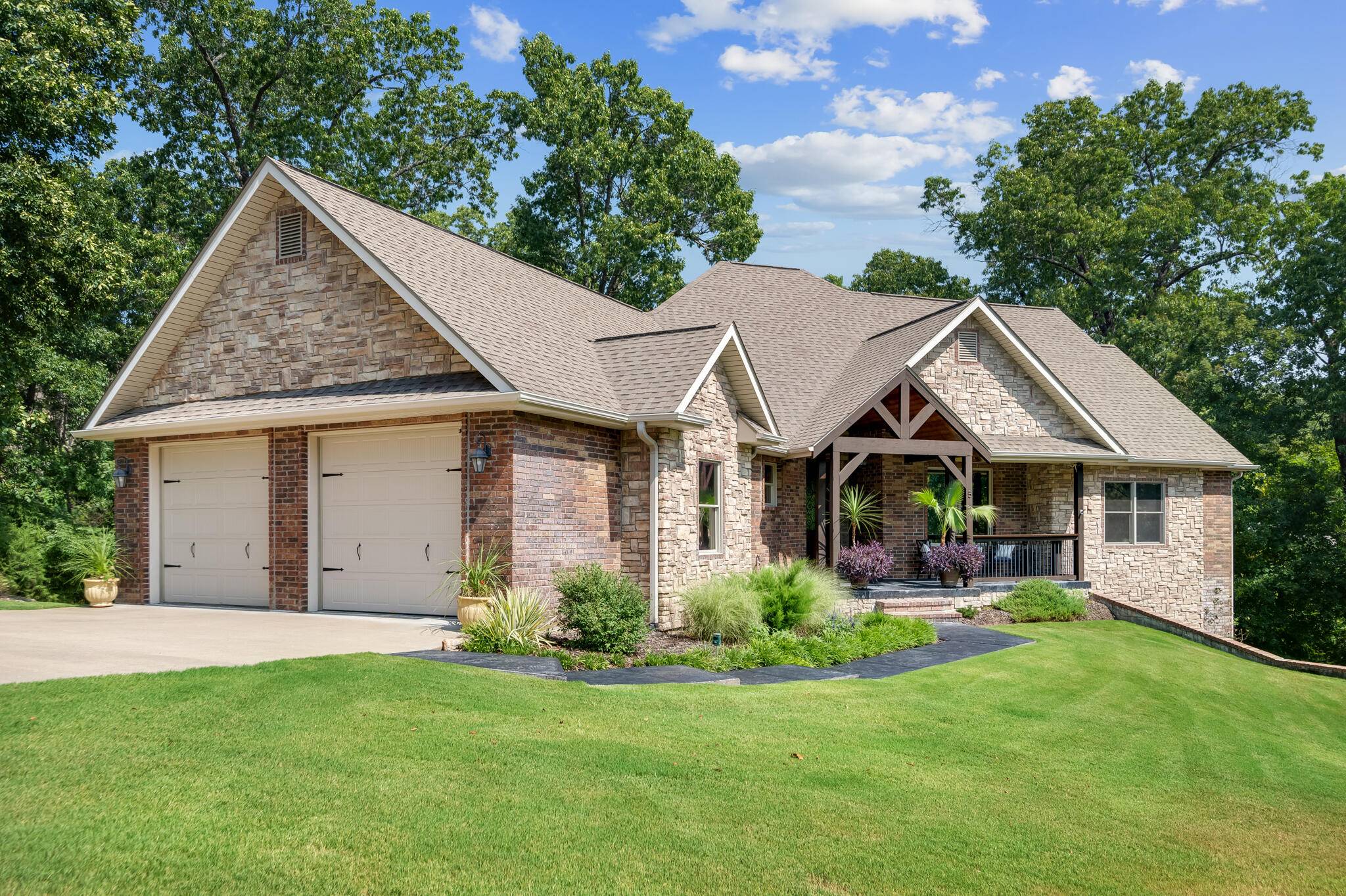 5 Briar PL, Joplin, MO 64804