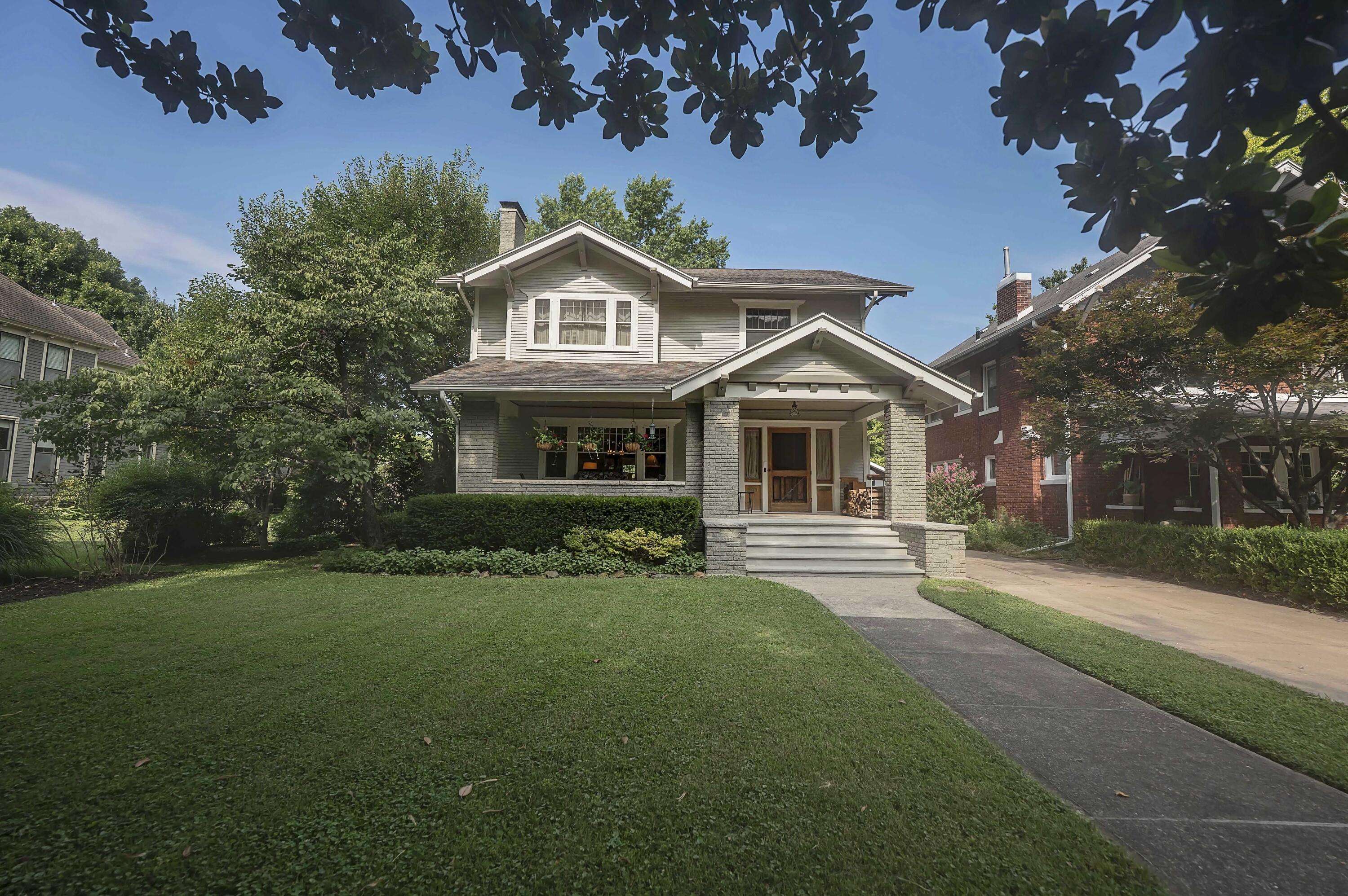 941 S Pickwick AVE, Springfield, MO 65804