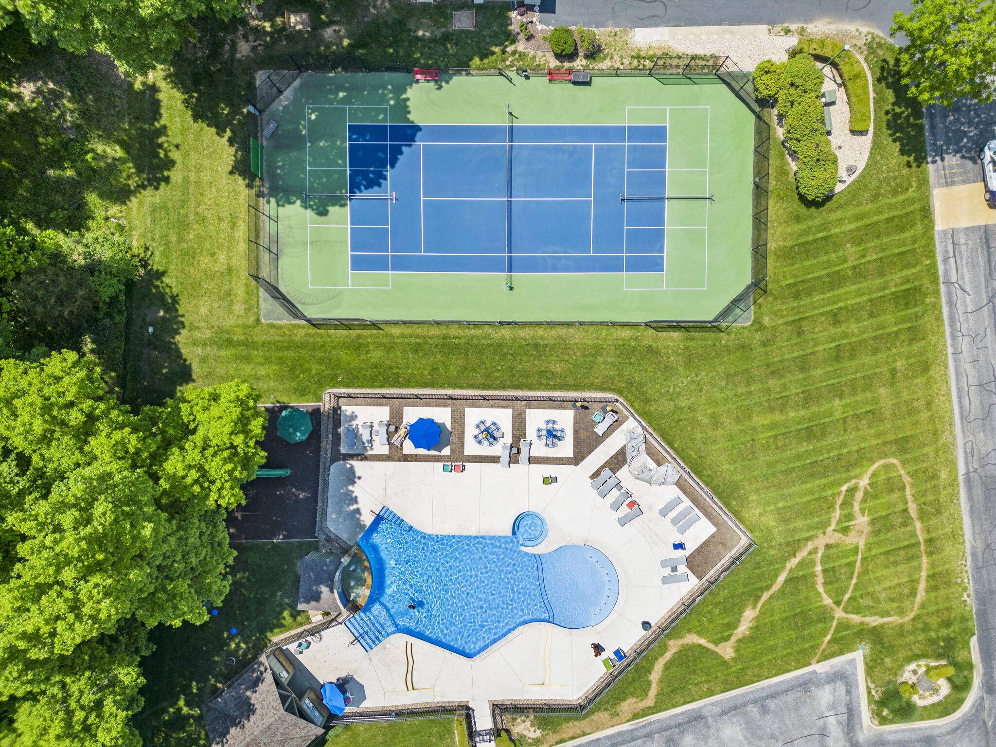 768 Seven Pines DR, Saddlebrooke, MO 65630