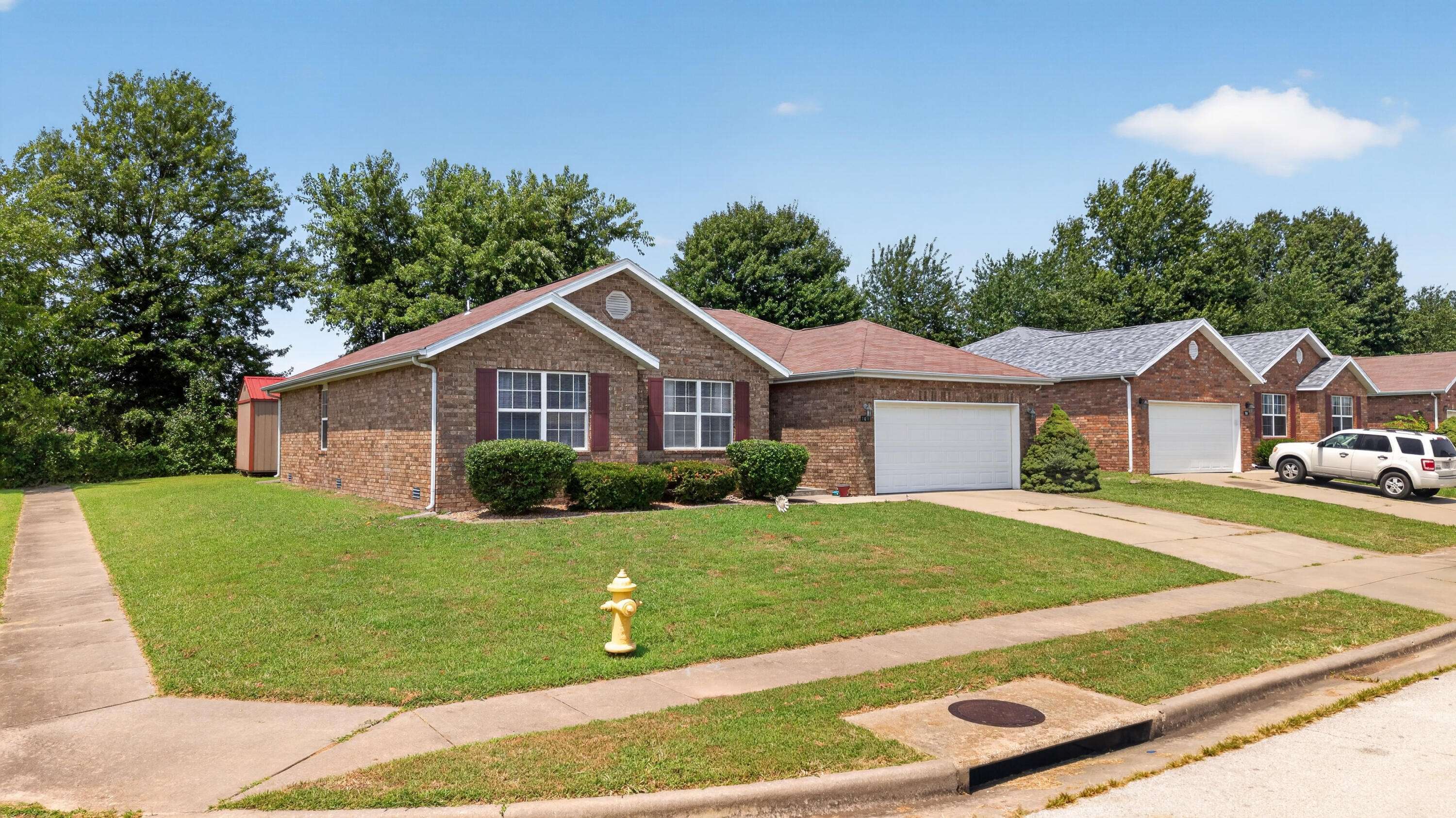 709 S Hazelnut AVE, Springfield, MO 65802