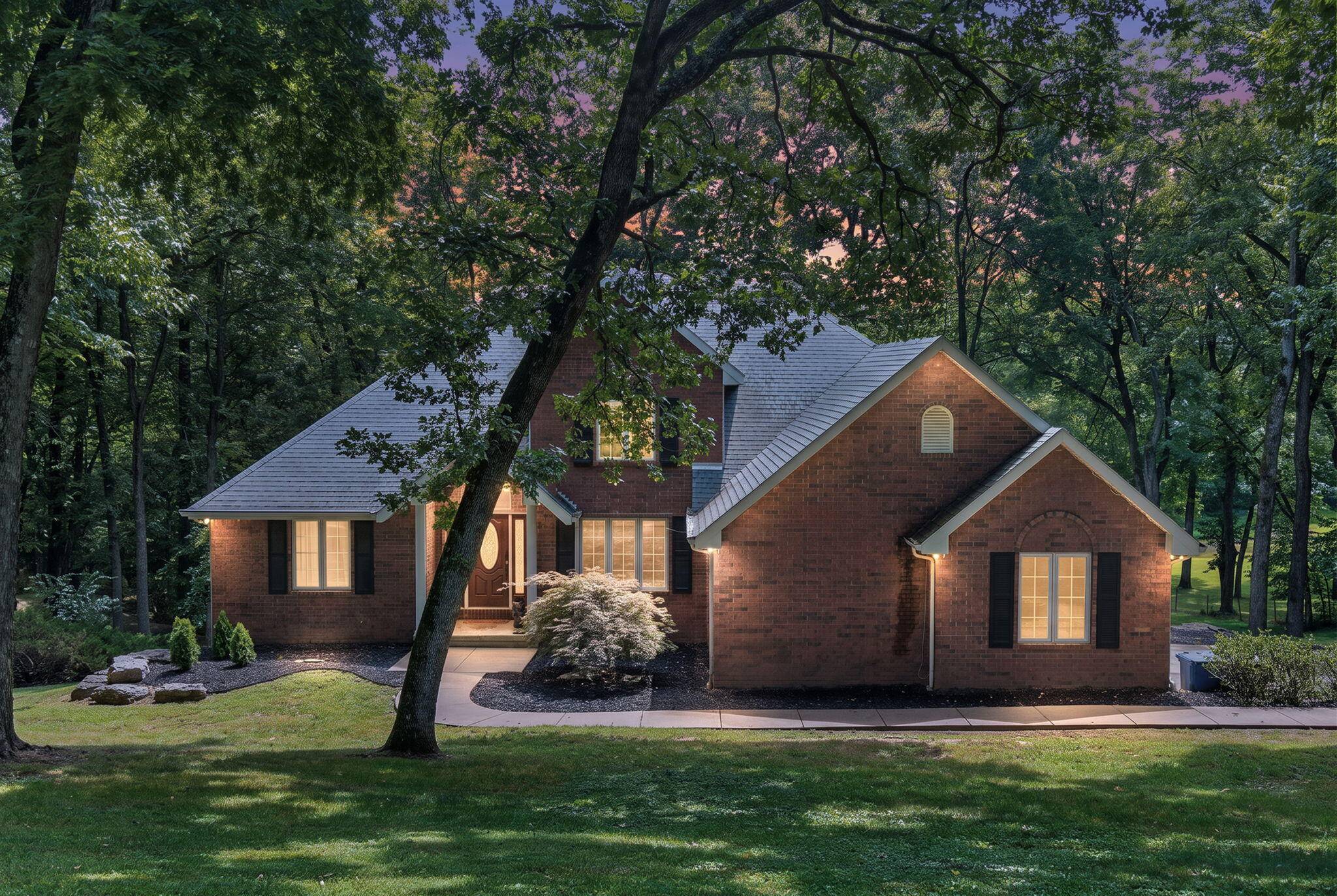 1790 N Deer LN, Nixa, MO 65714