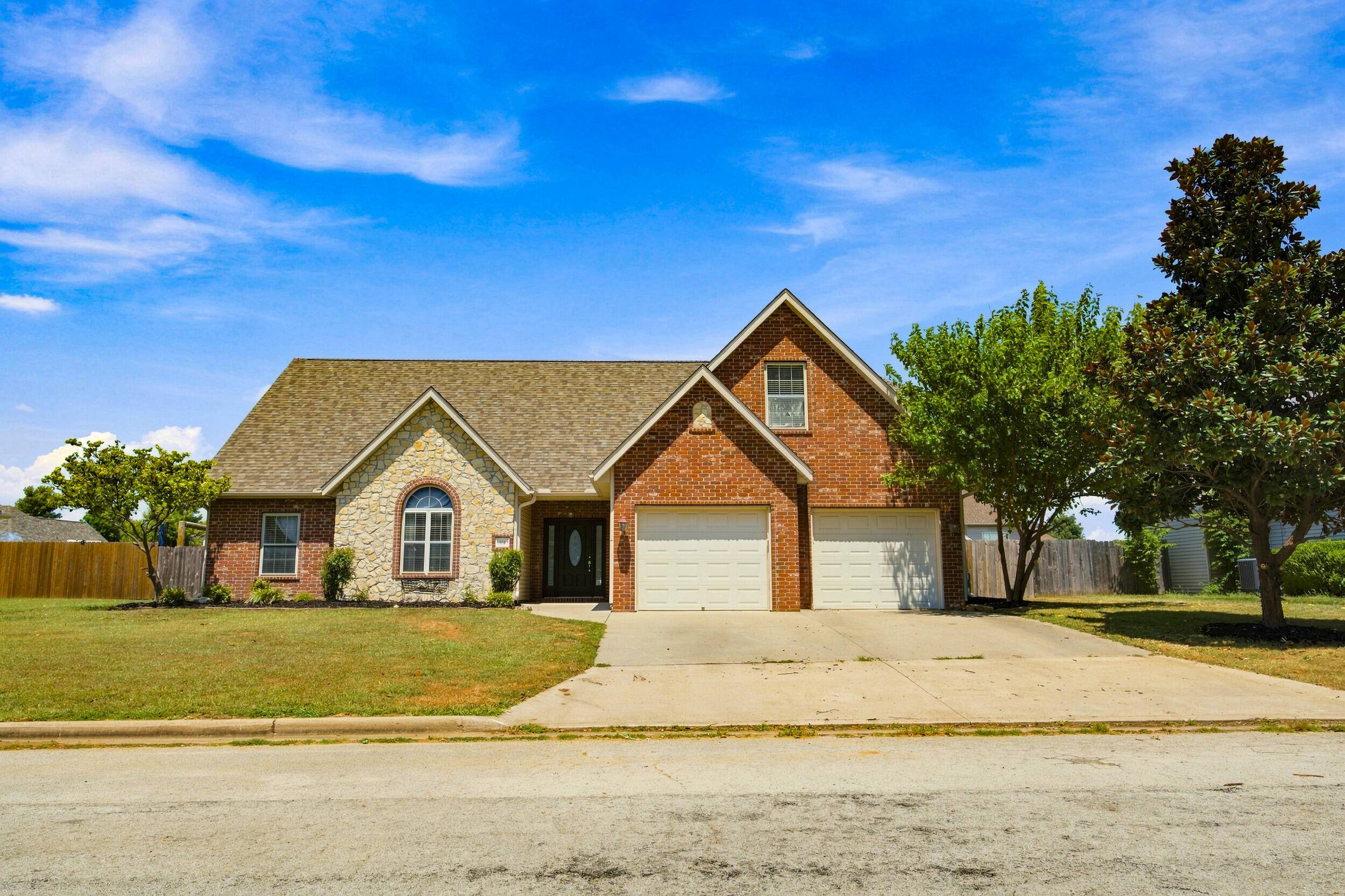 113 Justin BLVD, Webb City, MO 64870
